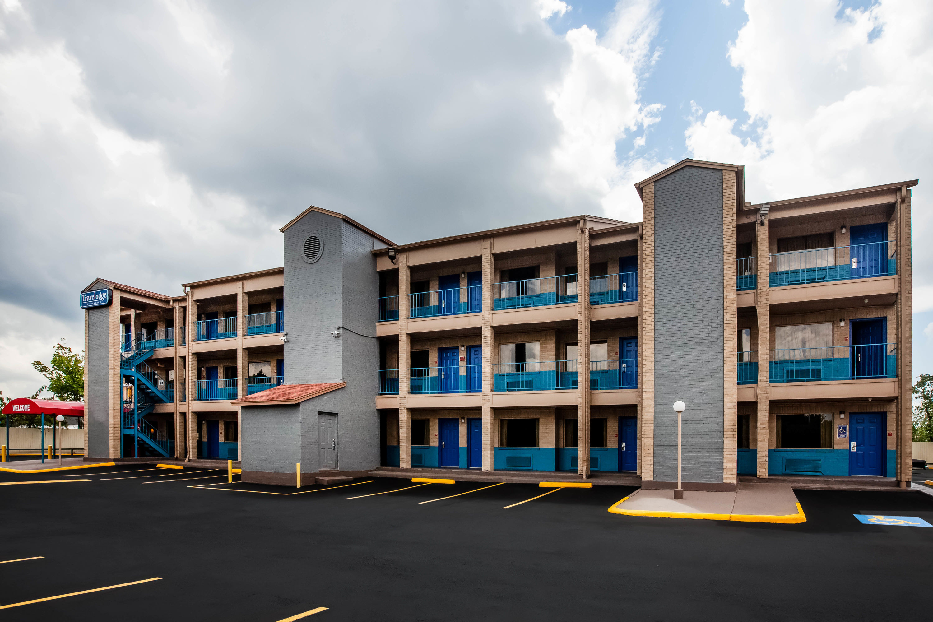Travelodge By Wyndham Houston Hobby Airport Houston Tx Hotels