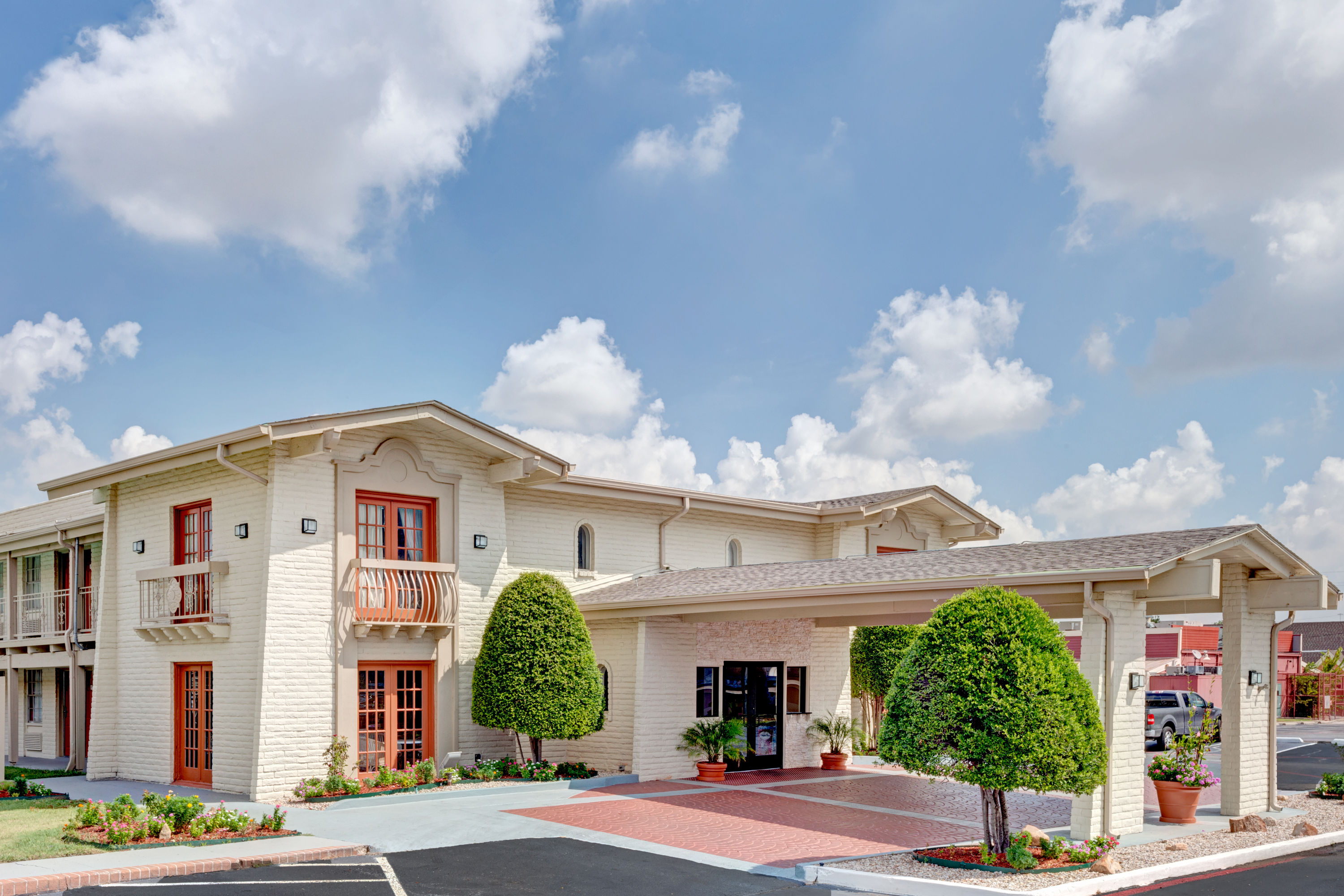 Travelodge By Wyndham North Richland Hills Dallas Ft Worth
