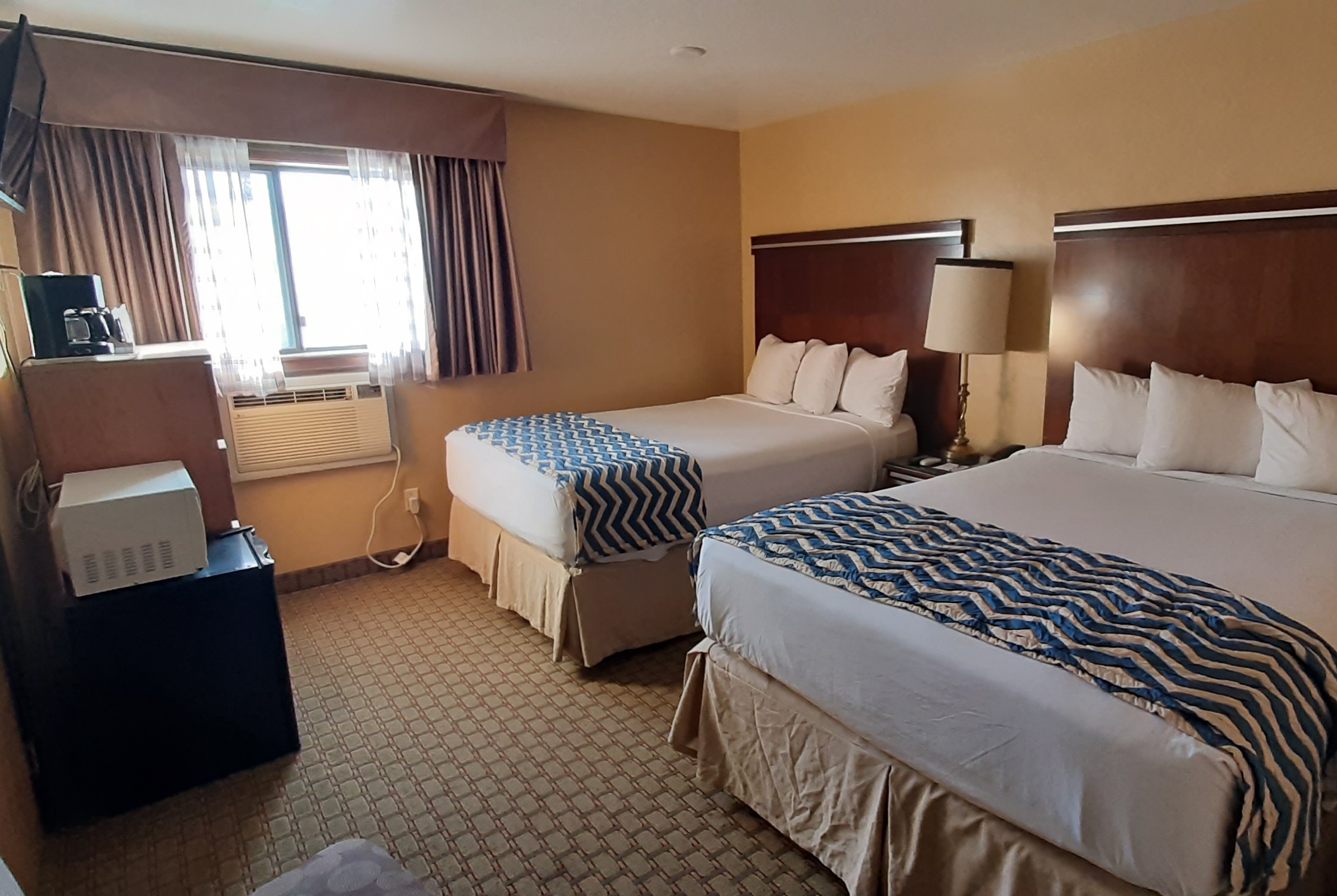 Double bed guest room at the Travelodge by Wyndham Kanab in Kanab, Utah