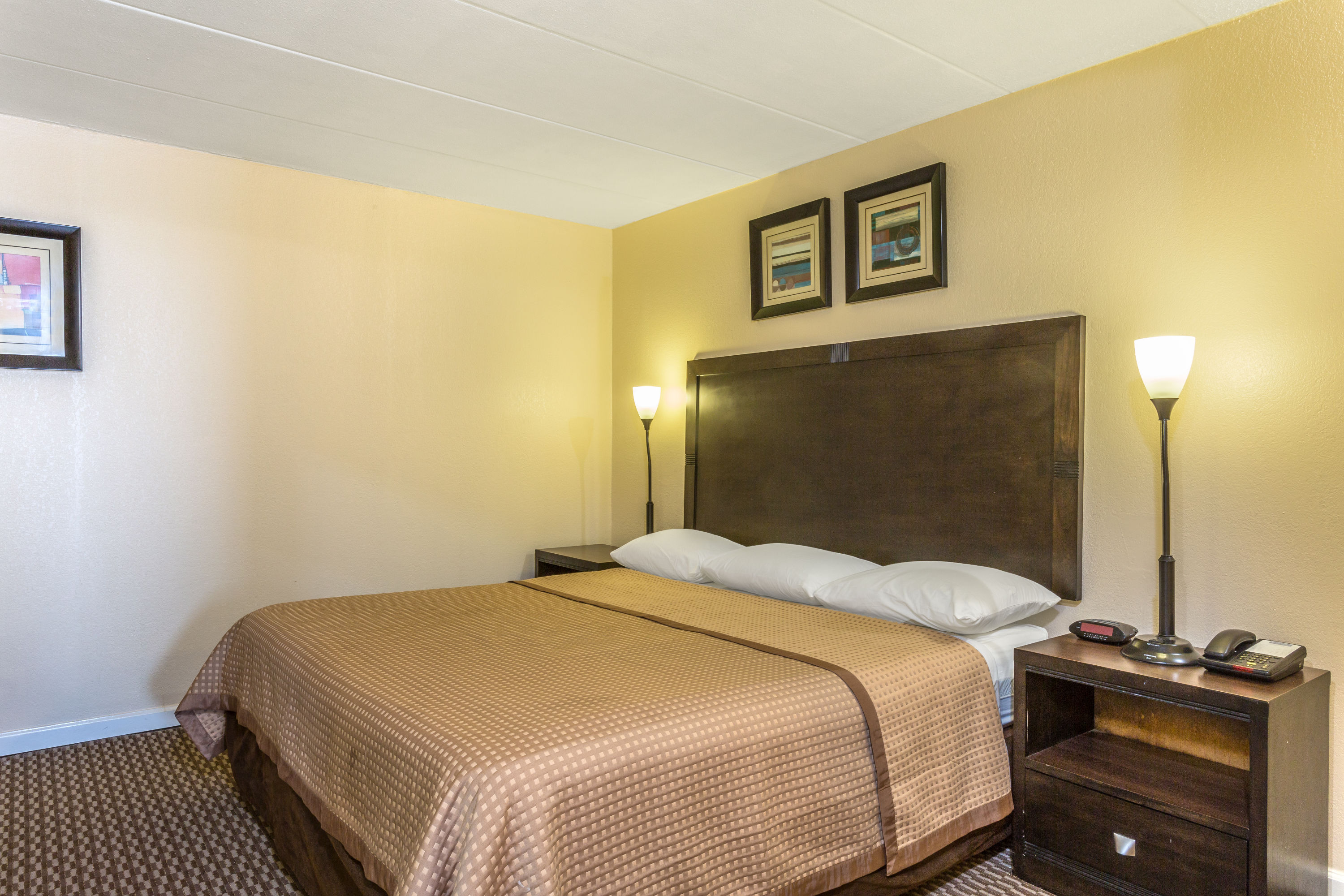 Travelodge By Wyndham Suites Virginia Beach Oceanfront
