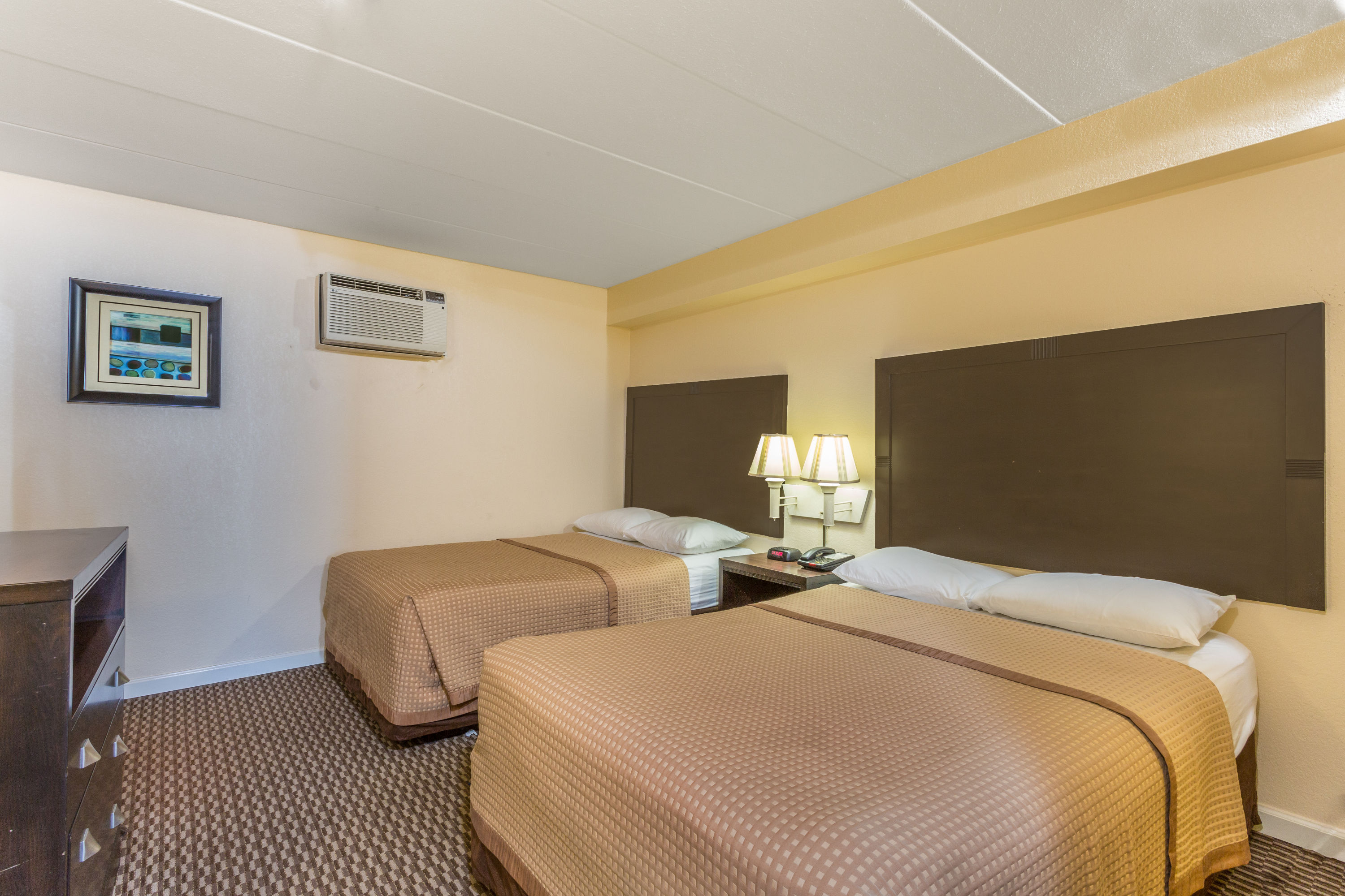 Travelodge By Wyndham Suites Virginia Beach Oceanfront