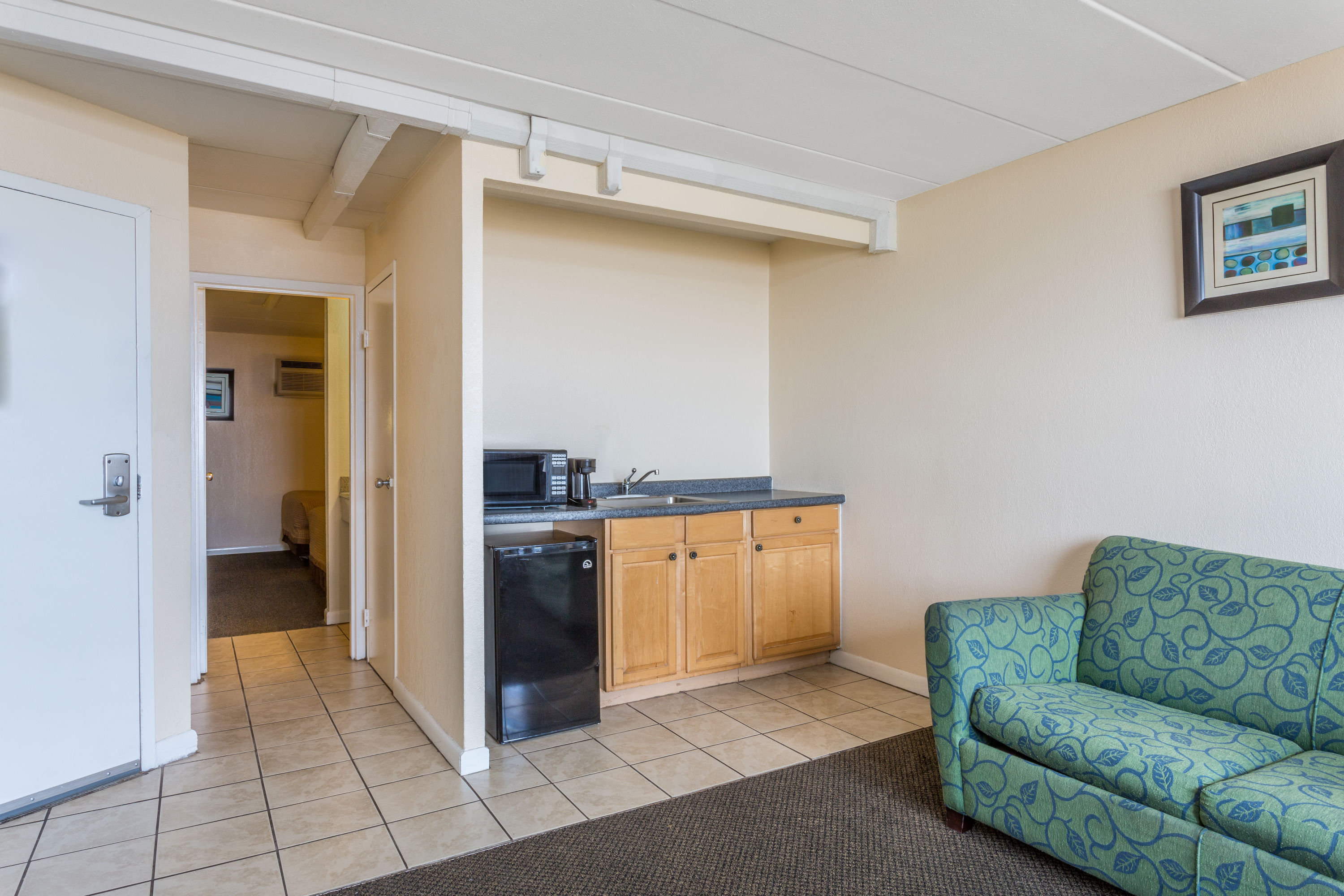 Travelodge By Wyndham Suites Virginia Beach Oceanfront