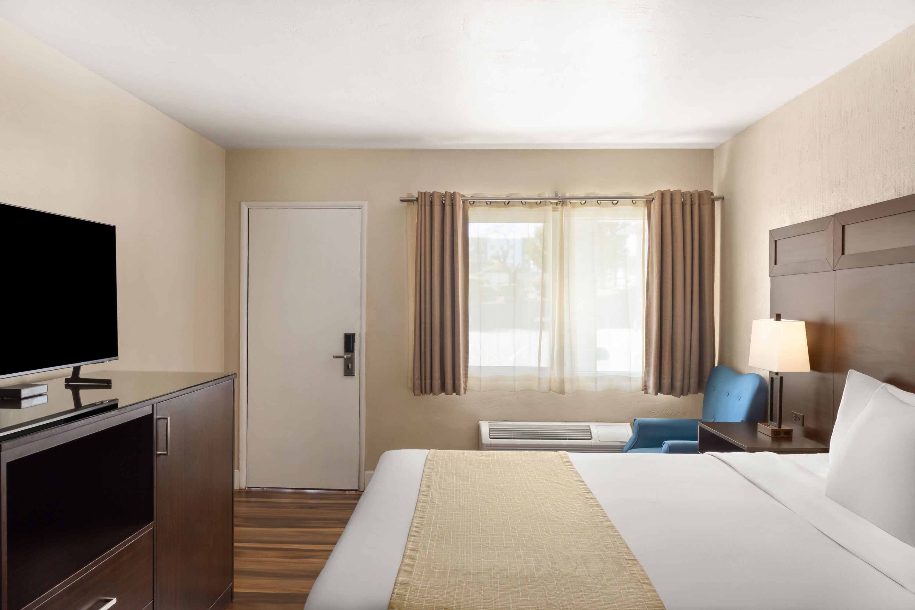 Guest room at the Travelodge by Wyndham Everett City Center in Everett, Washington