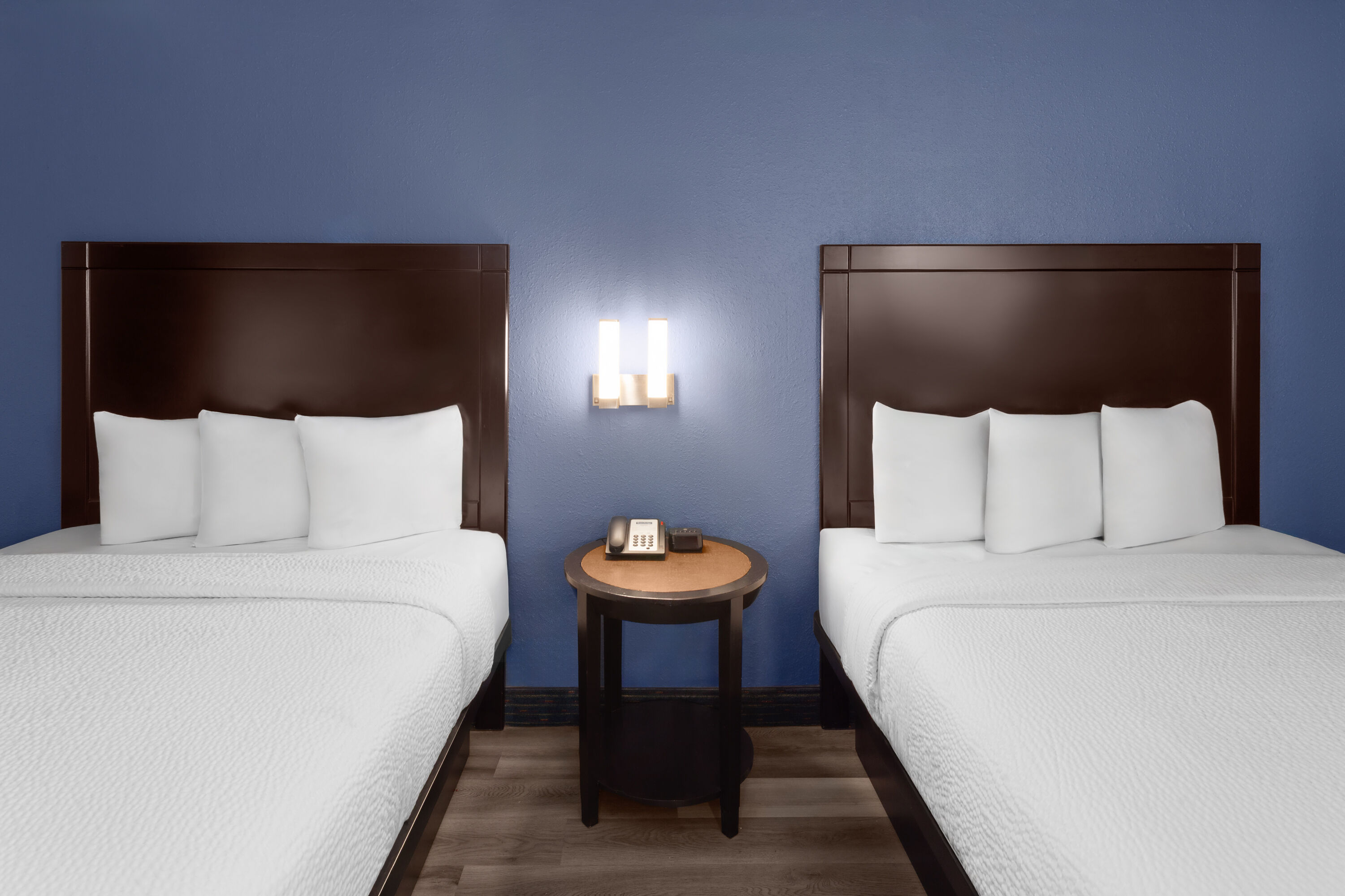 Guest room at the Travelodge by Wyndham Milwaukee in Milwaukee, Wisconsin