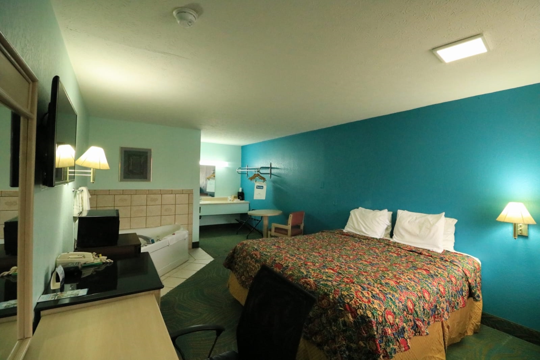 Guest room at the Travelodge by Wyndham Parkersburg in Parkersburg, West Virginia
