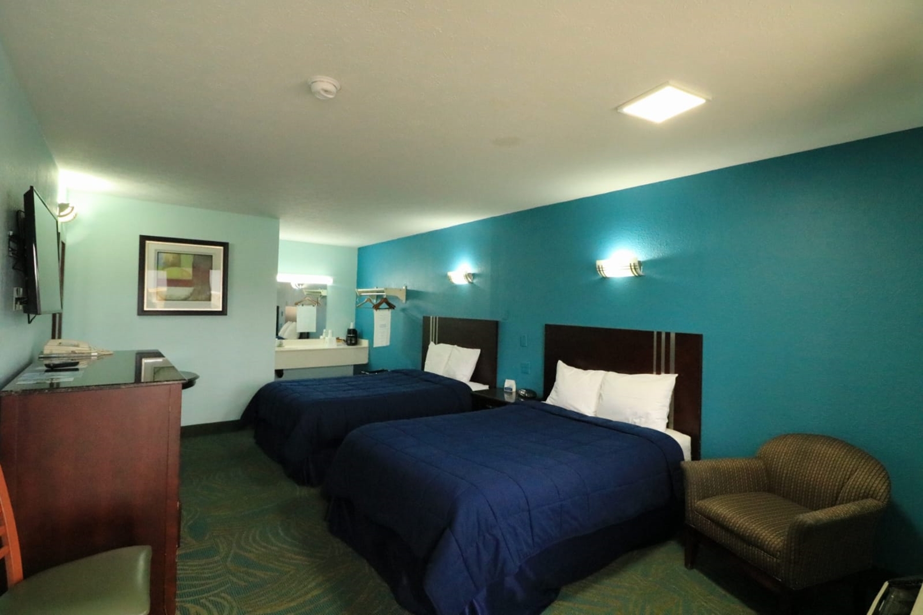 Guest room at the Travelodge by Wyndham Parkersburg in Parkersburg, West Virginia