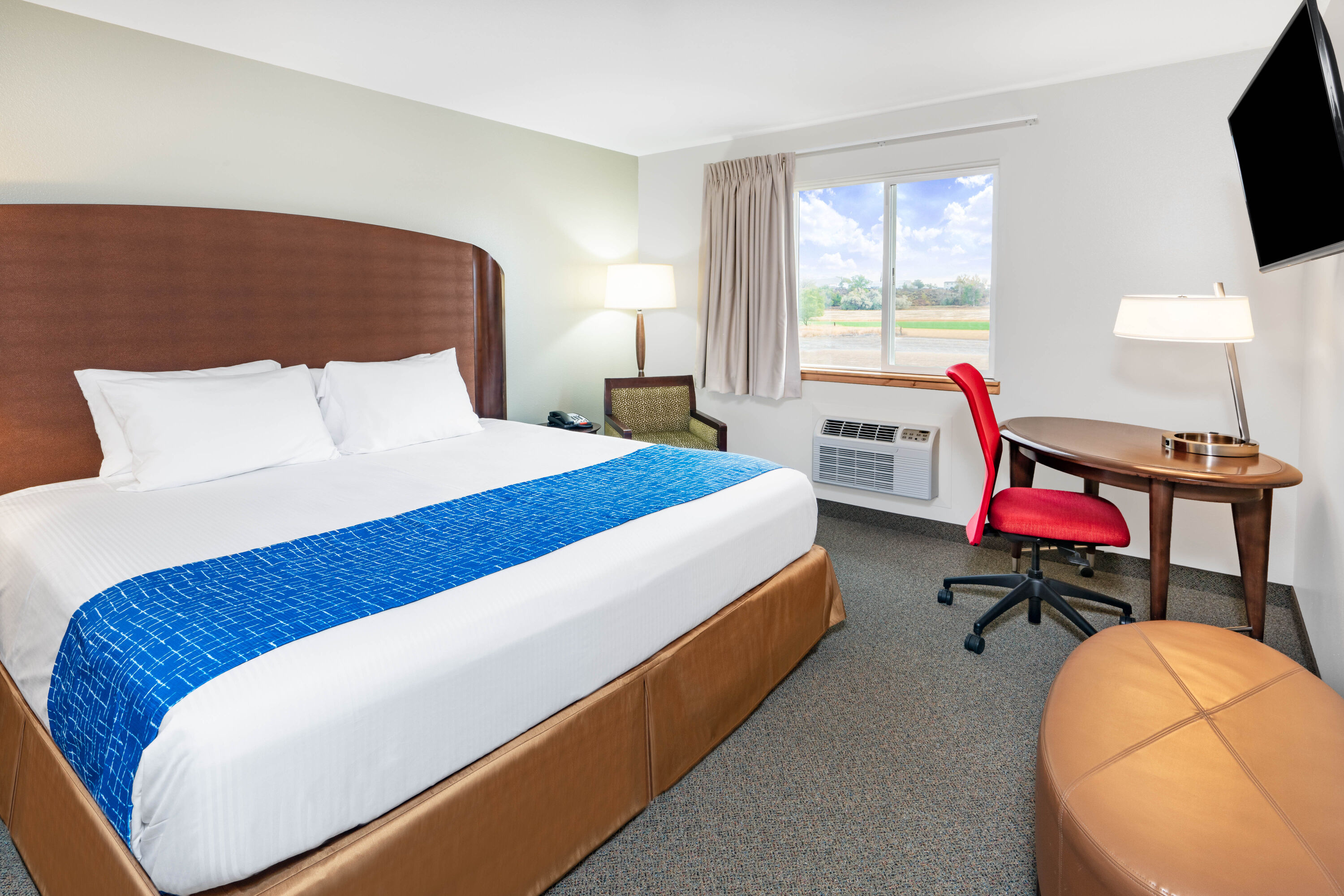 Travelodge by Wyndham Lovell/Bighorns suite in Lovell, Wyoming
