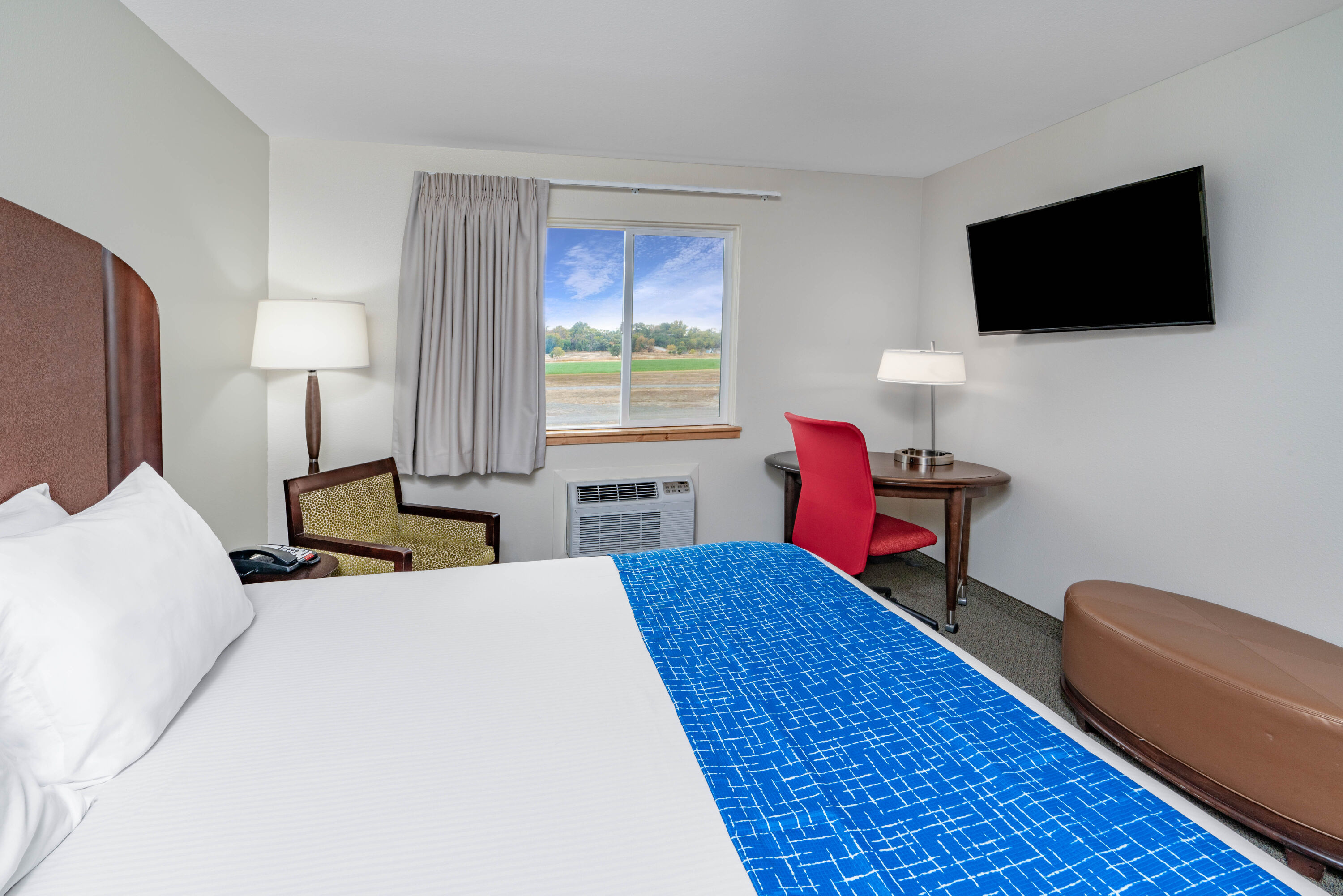 Travelodge by Wyndham Lovell/Bighorns suite in Lovell, Wyoming