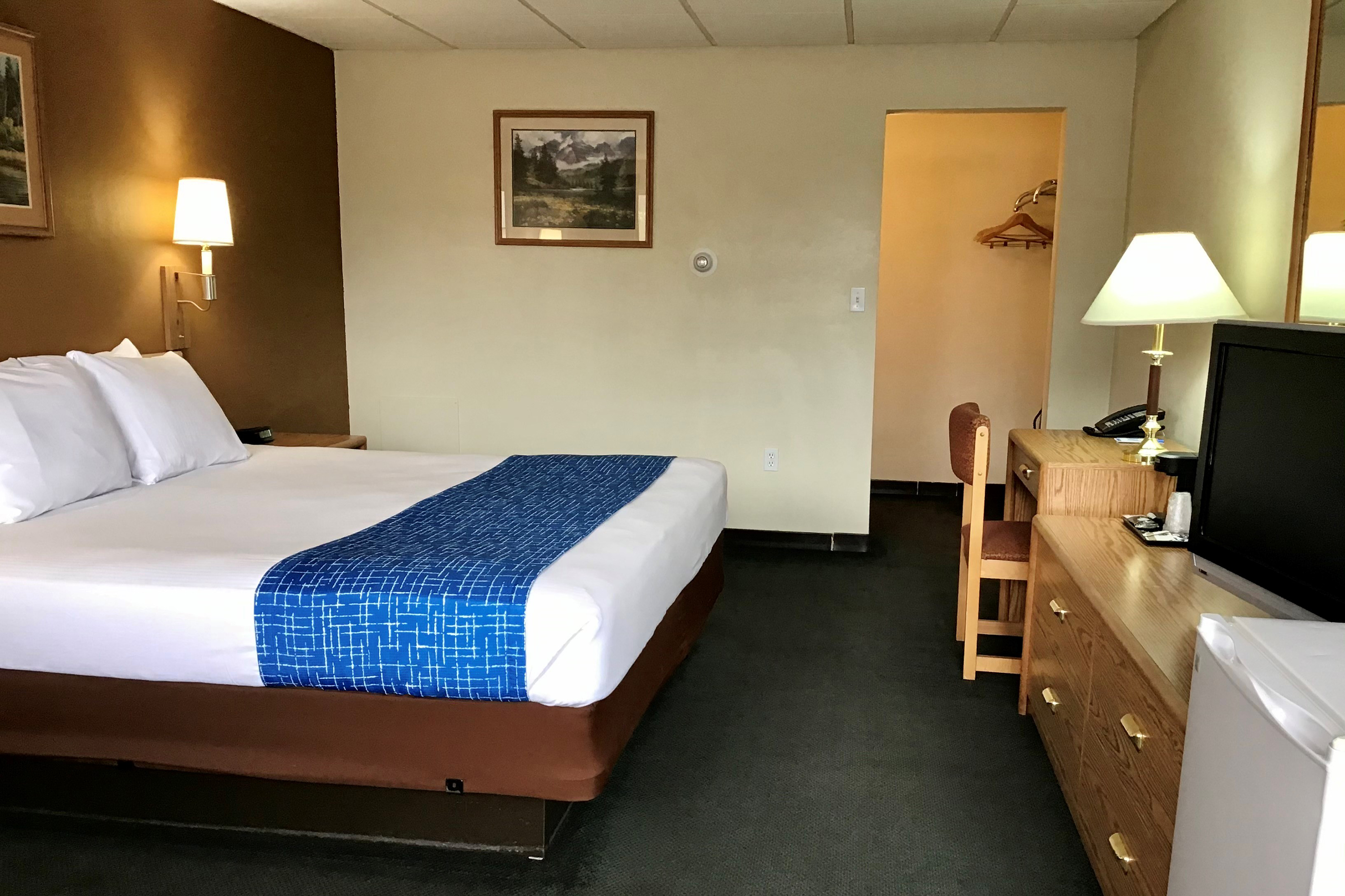 Guest room at the Travelodge by Wyndham Powell in Powell, Wyoming
