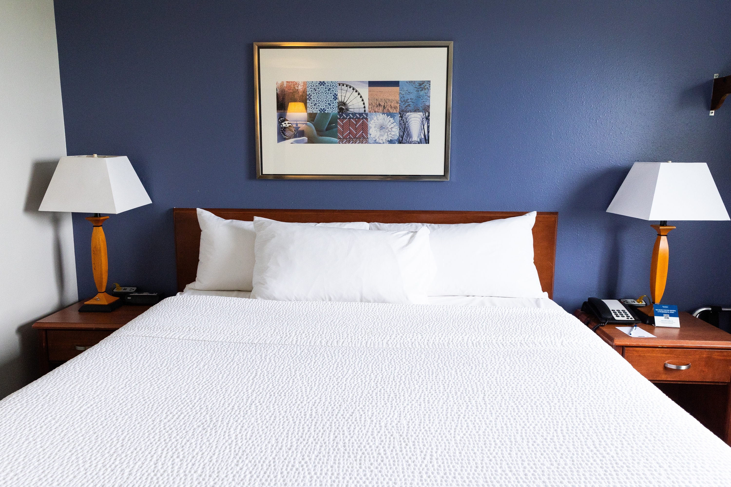 Guest room at the Travelodge by Wyndham Worland in Worland, Wyoming