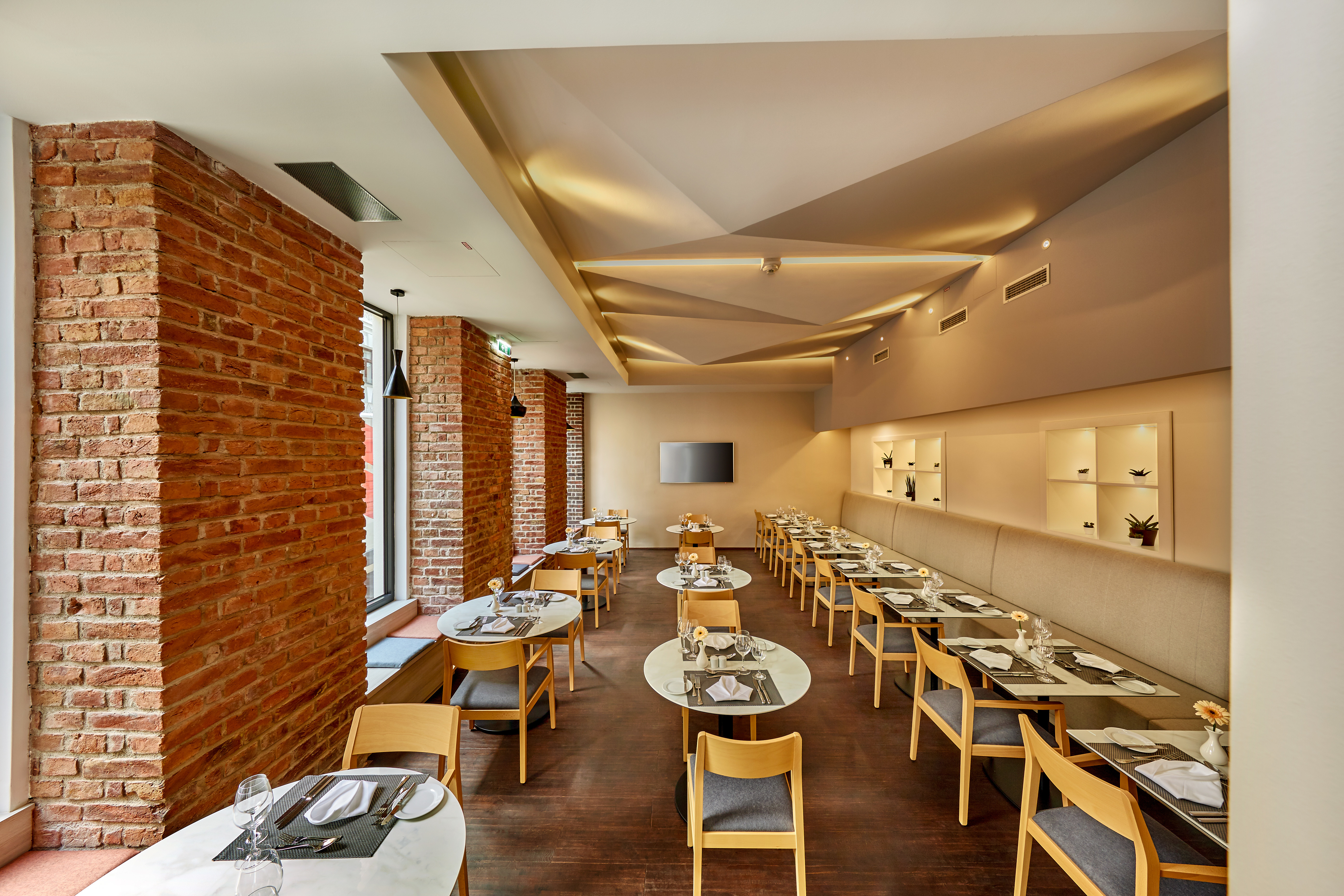 H+ Hotel Wien restaurant in Vienna, Other than US/Canada