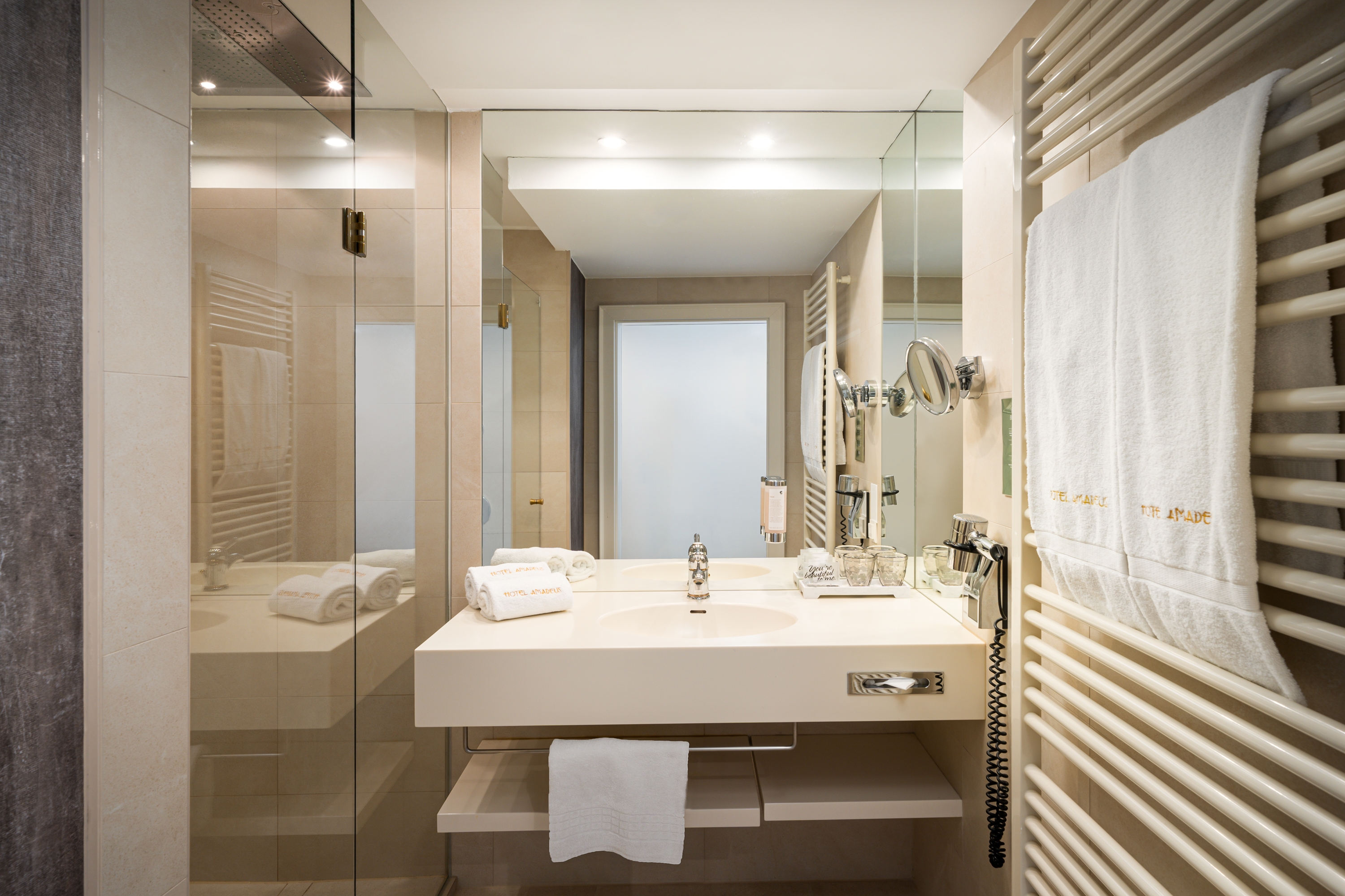 Guest room bath at the elaya hotel vienna city center, Trademark by Wyndham in Vienna, Other than US/Canada
