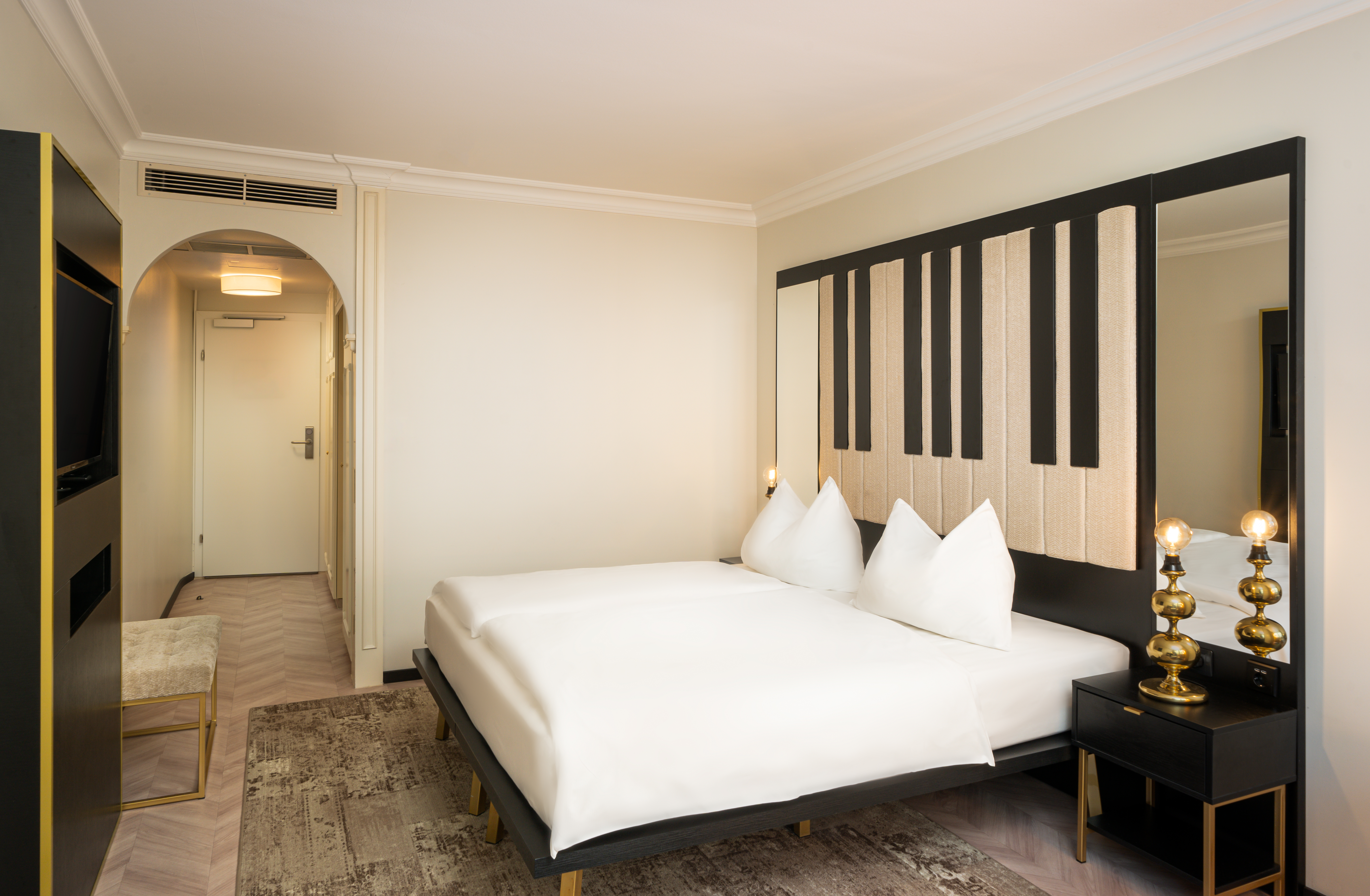 Guest room at the elaya hotel vienna city center, Trademark by Wyndham in Vienna, Other than US/Canada