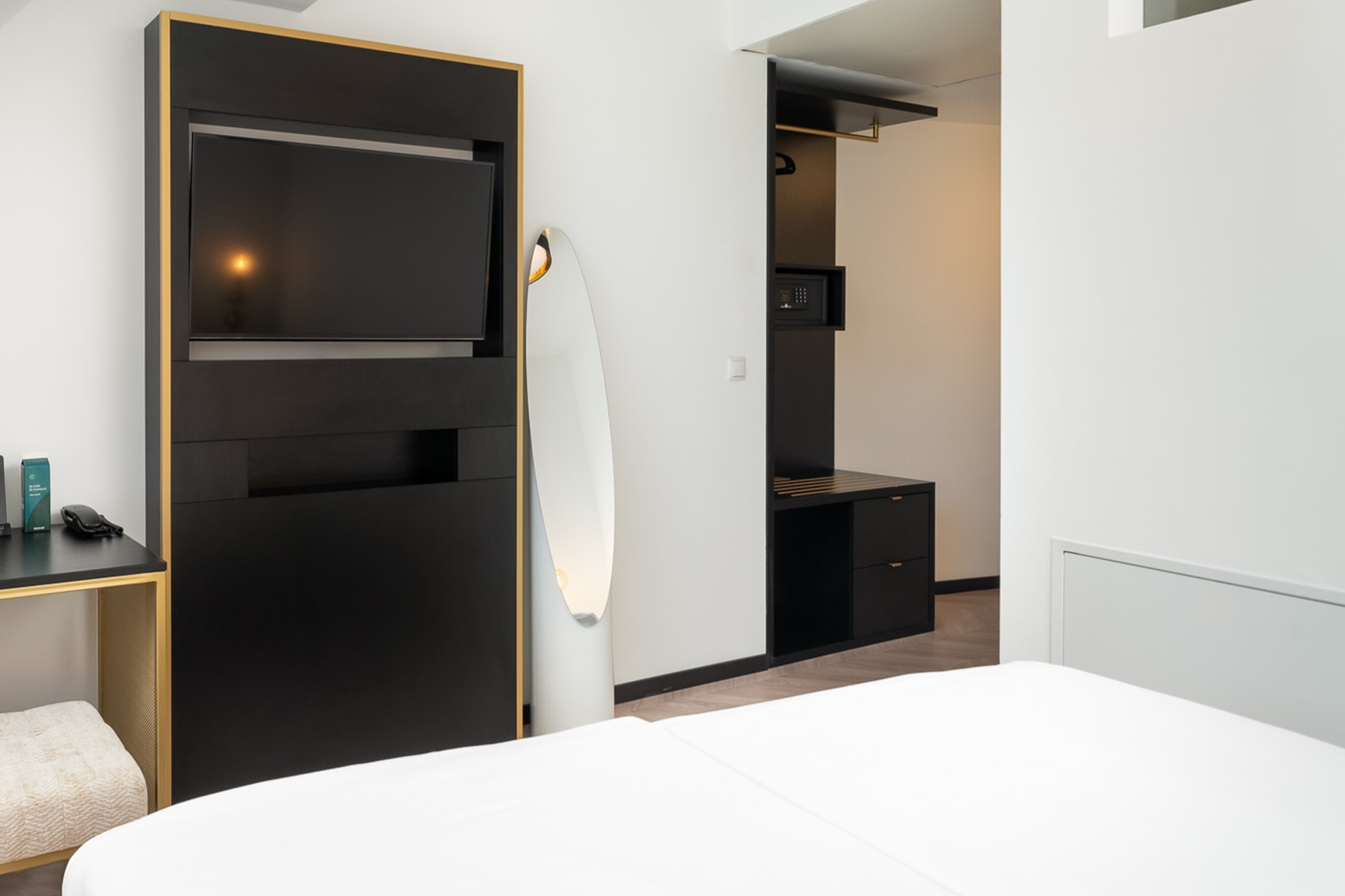 Guest room at the elaya hotel vienna city center, Trademark by Wyndham in Vienna, Other than US/Canada