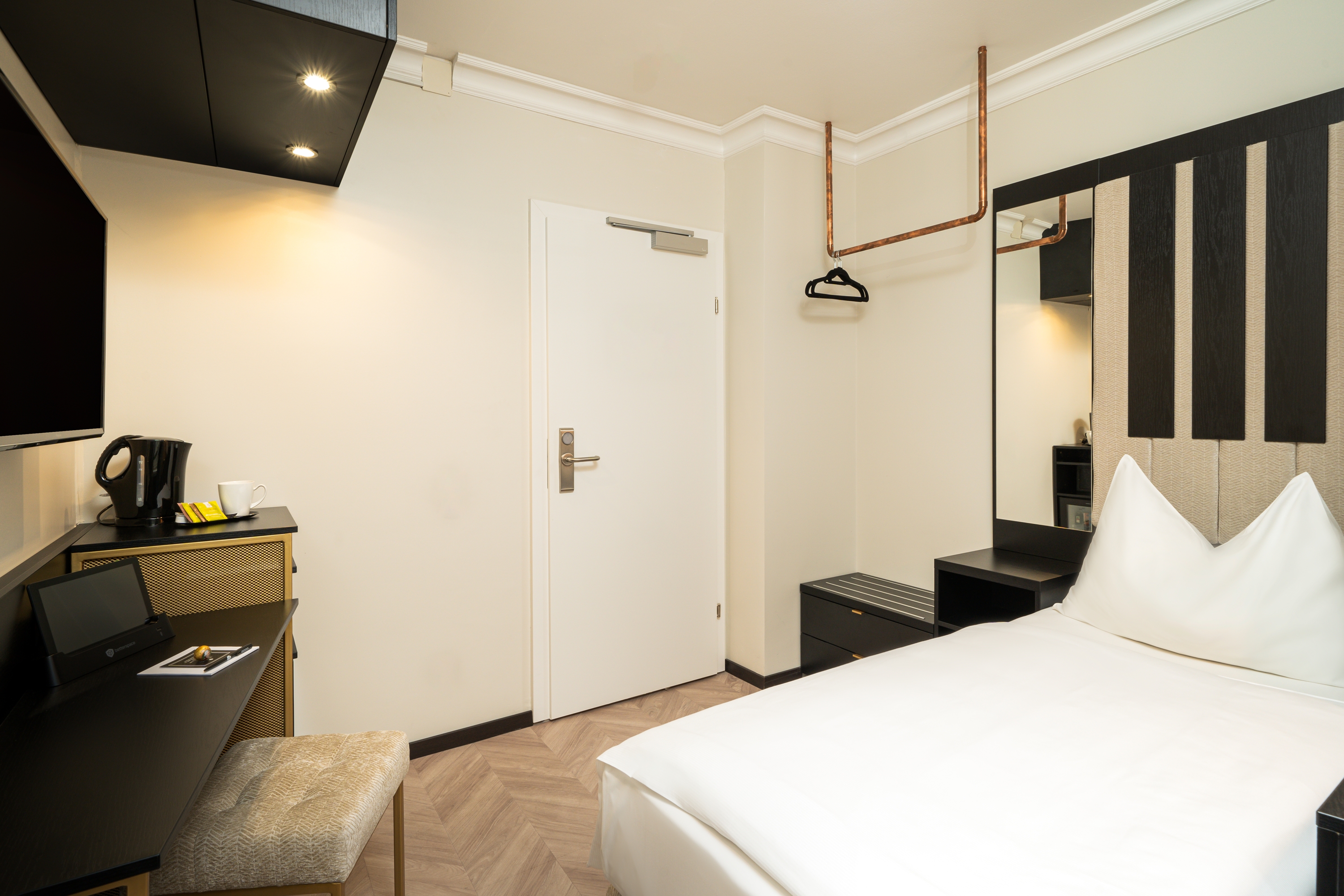 Guest room at the elaya hotel vienna city center, Trademark by Wyndham in Vienna, Other than US/Canada