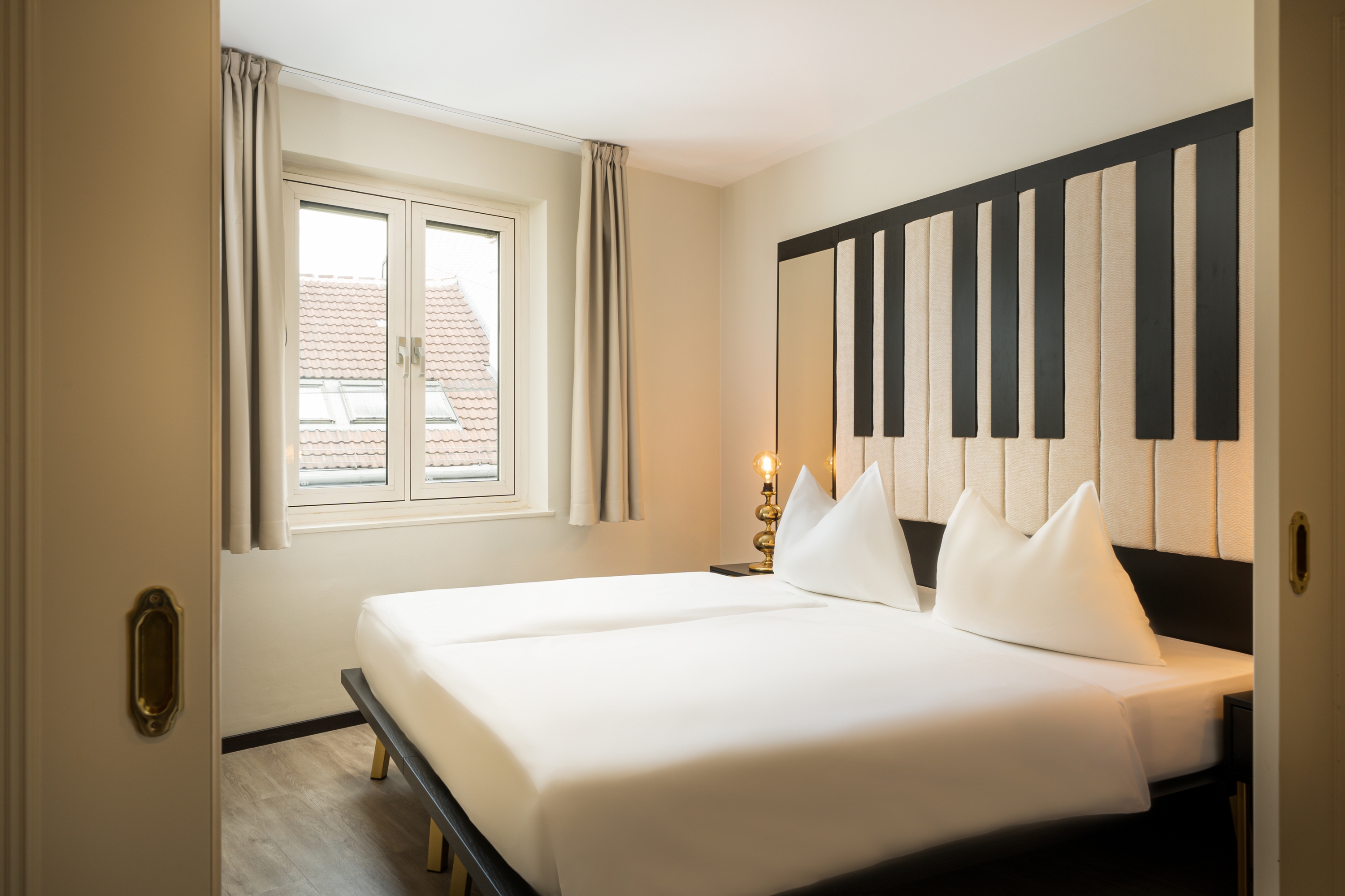 Guest room at the elaya hotel vienna city center, Trademark by Wyndham in Vienna, Other than US/Canada
