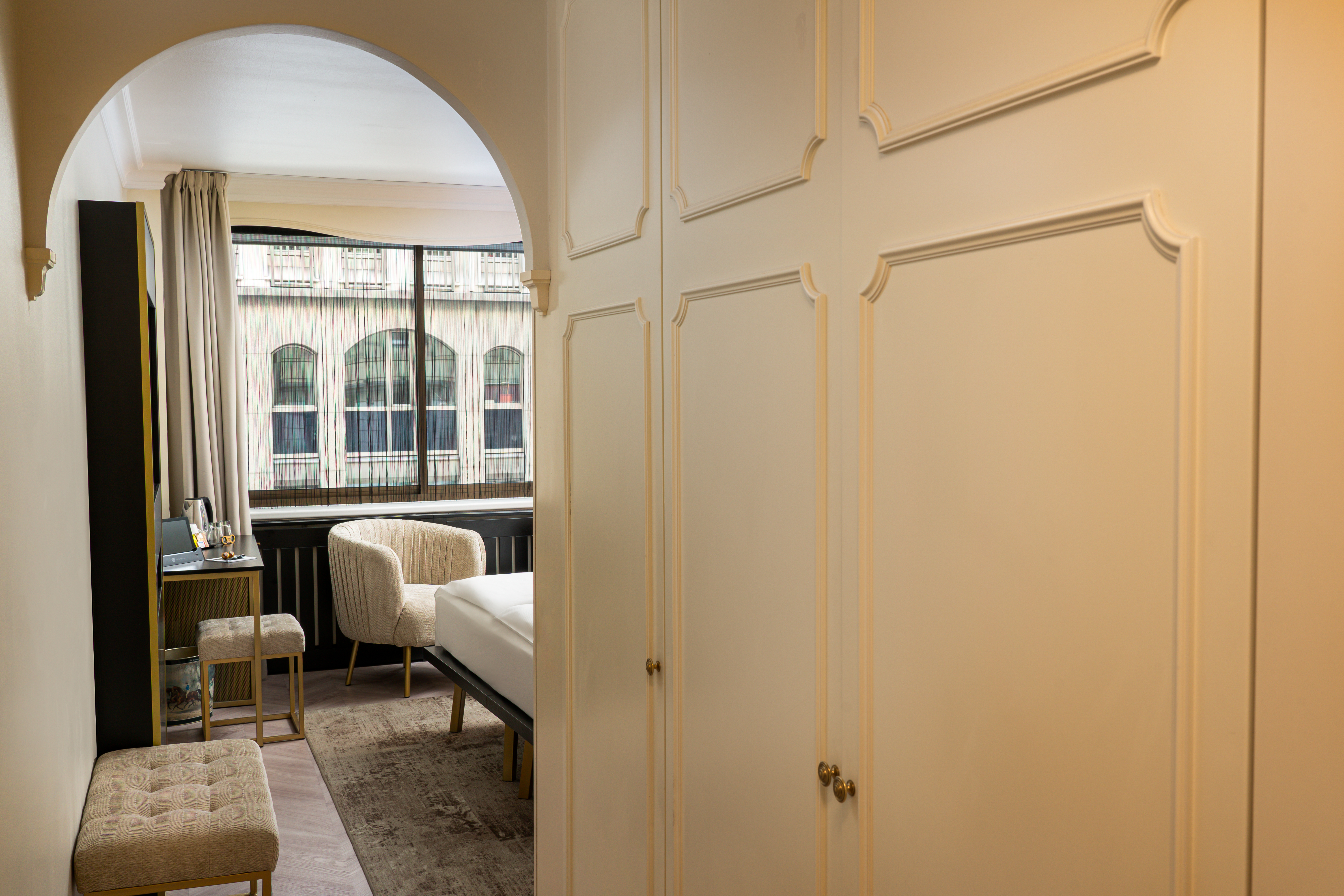 Guest room at the elaya hotel vienna city center, Trademark by Wyndham in Vienna, Other than US/Canada