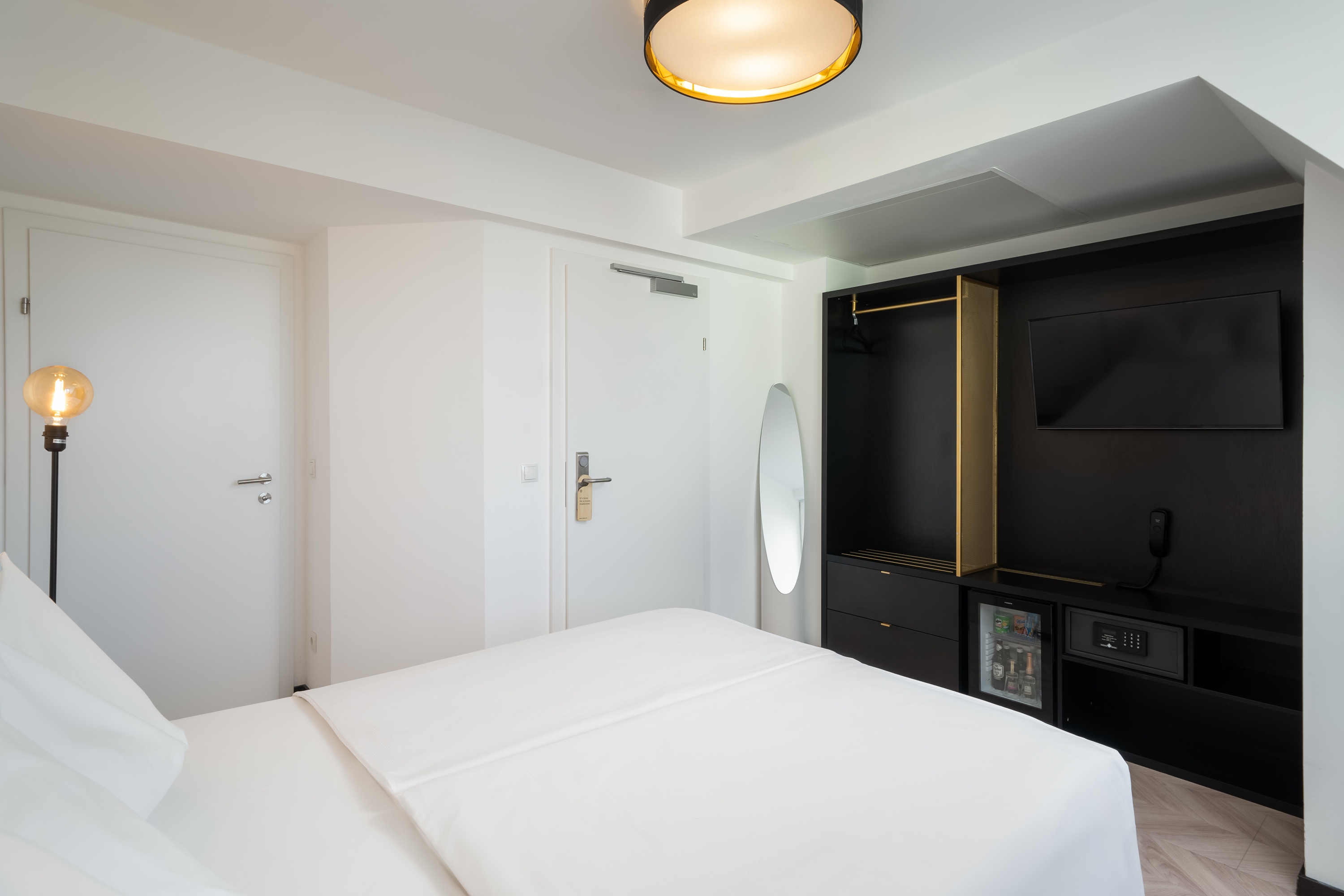 Guest room at the elaya hotel vienna city center, Trademark by Wyndham in Vienna, Other than US/Canada