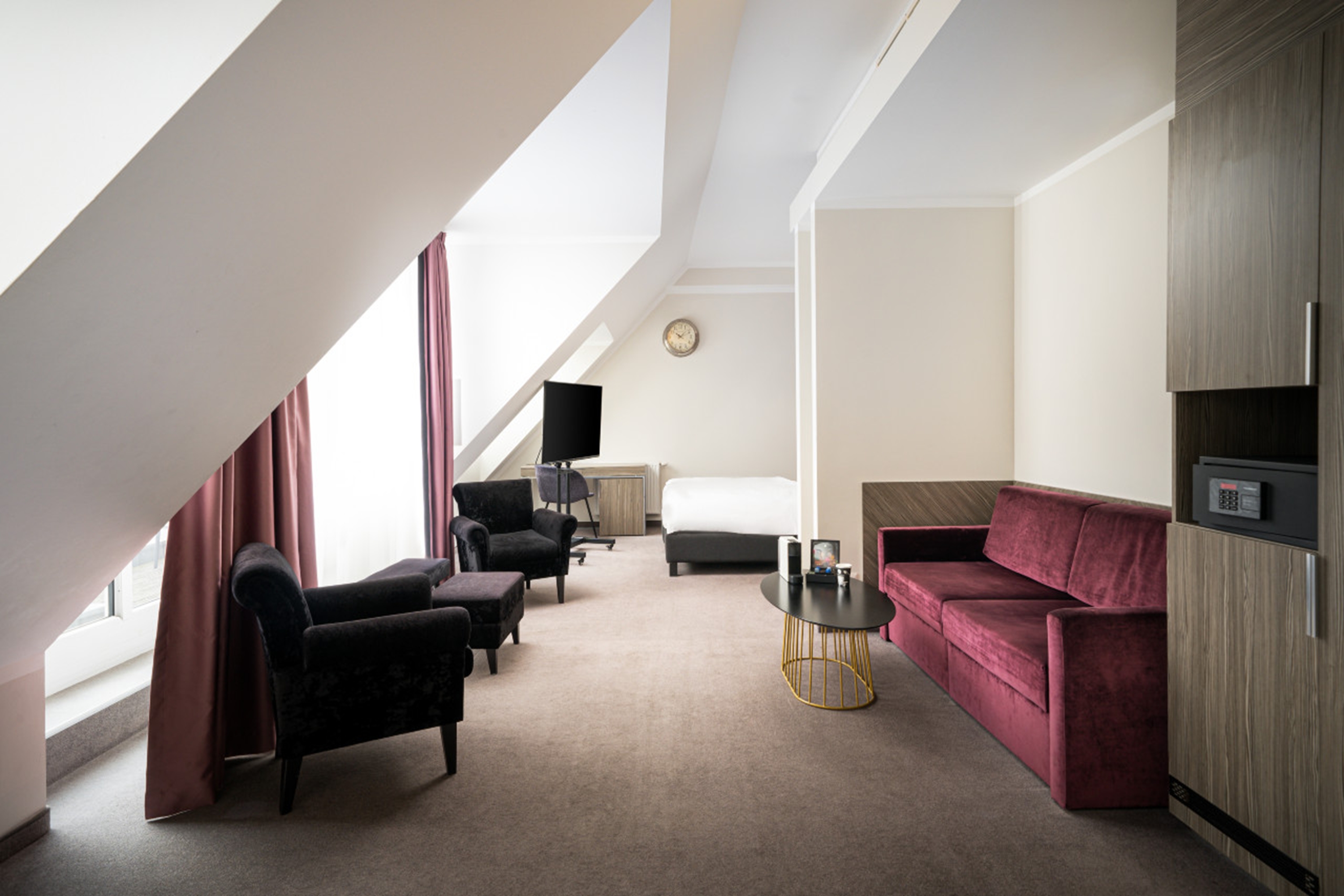 Guest room at the elaya hotel vienna city west, Trademark by Wyndha in Vienna, Other than US/Canada