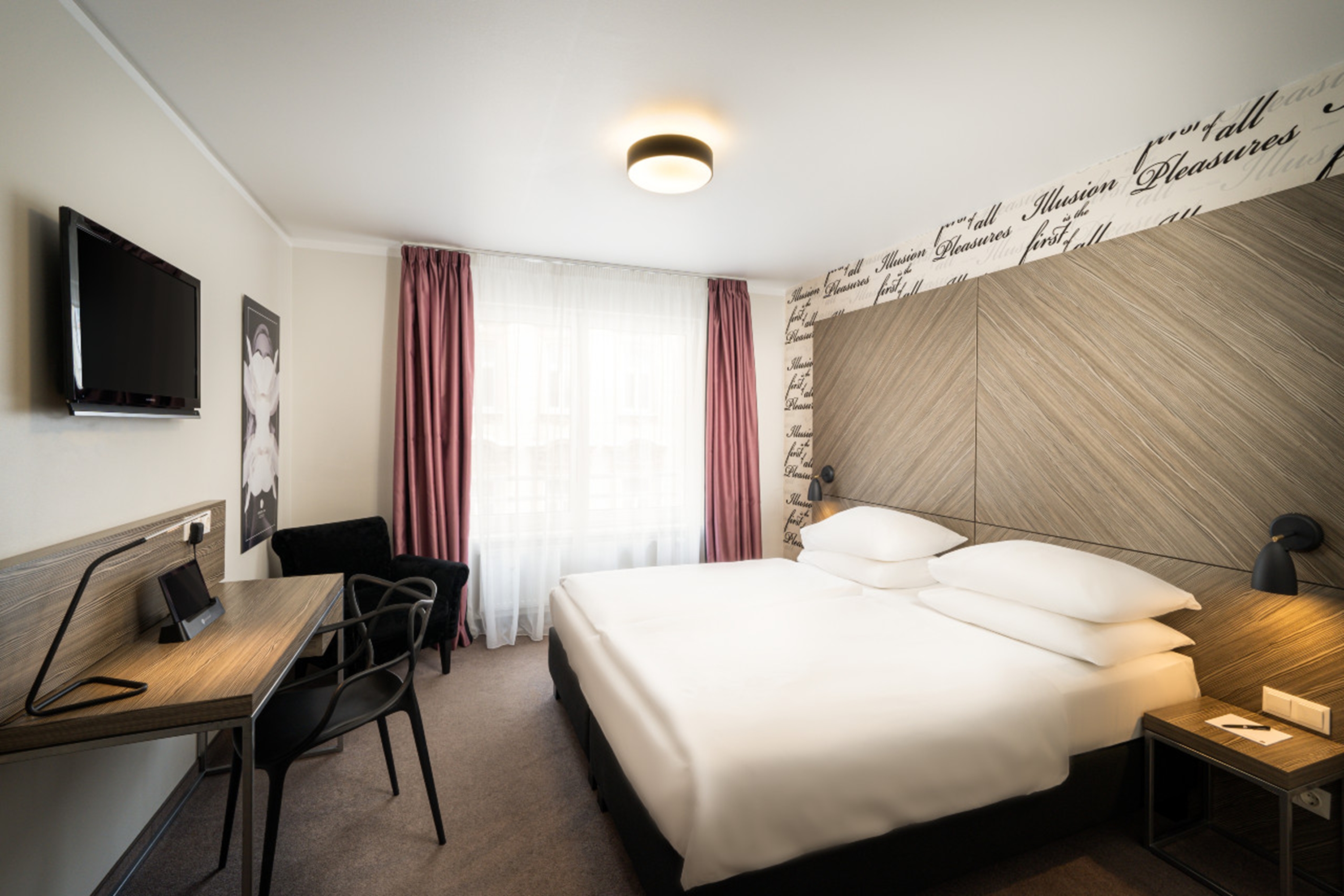 Guest room at the elaya hotel vienna city west, Trademark by Wyndha in Vienna, Other than US/Canada