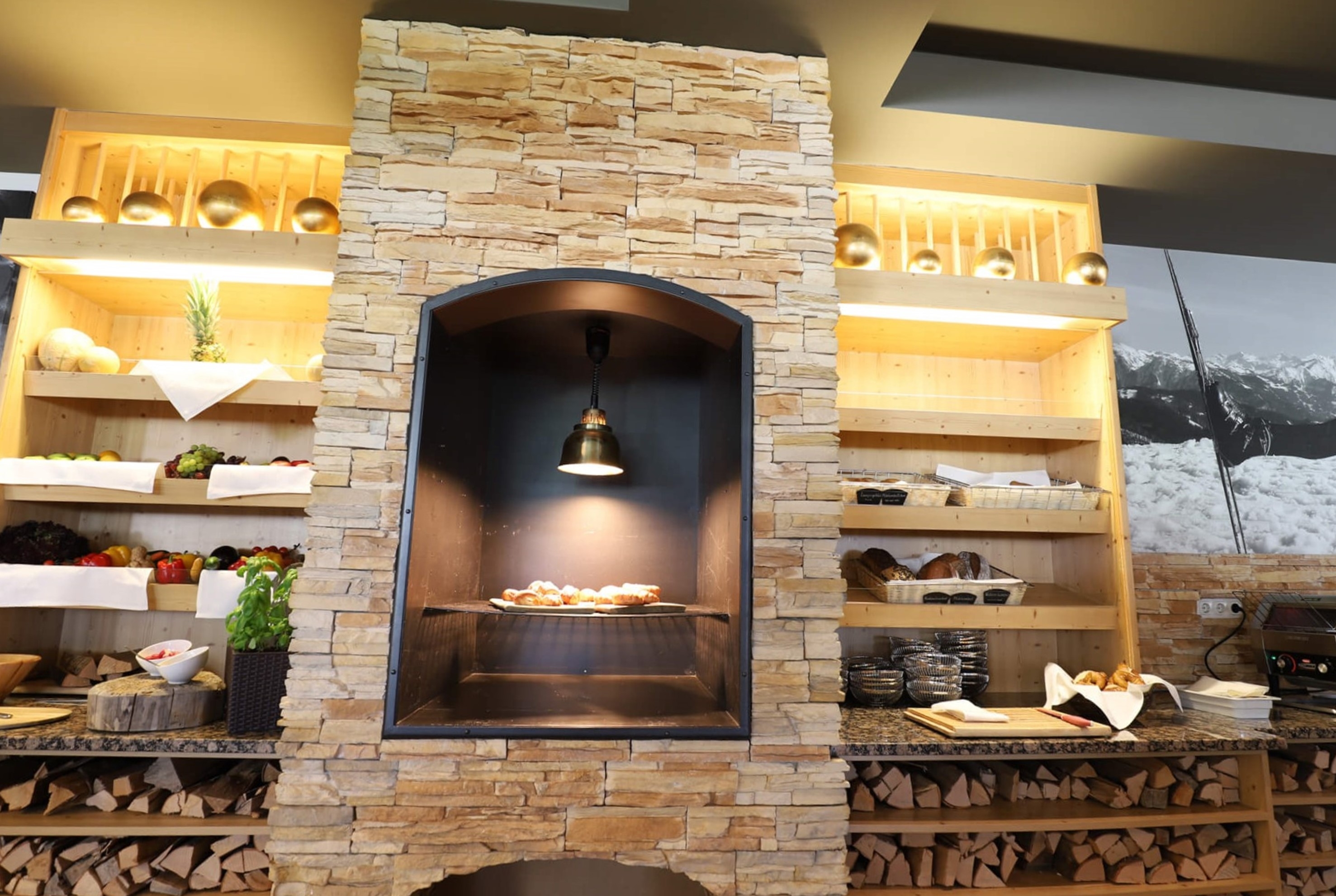 elaya hotel steinplatte, Trademark by Wyndham restaurant breakfast area close up in Waidring, Other than US/Canada