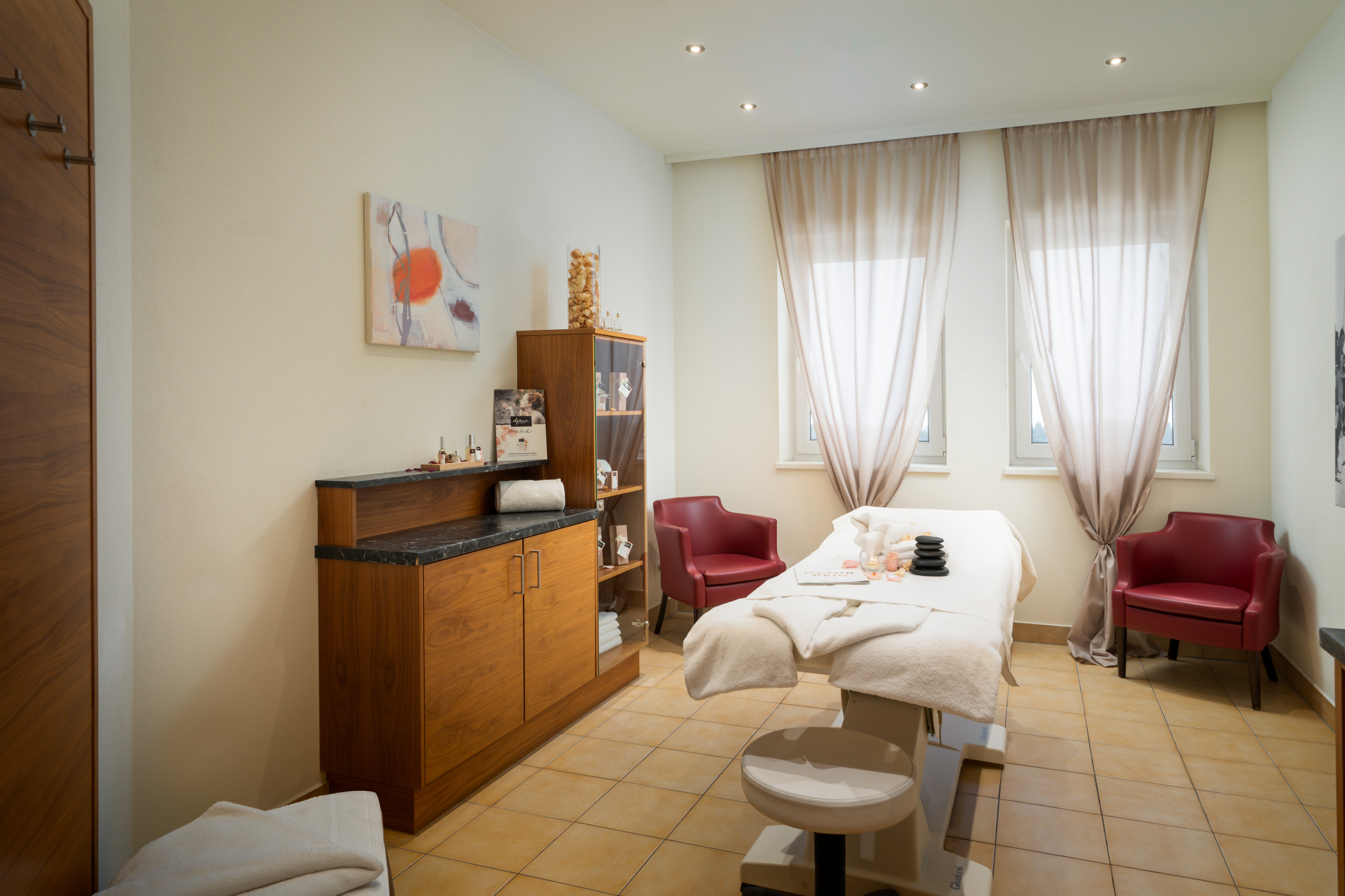 KUHOTEL Steinplatte, Trademark Collection by Wyndham spa massage in Waidring, Other than US/Canada