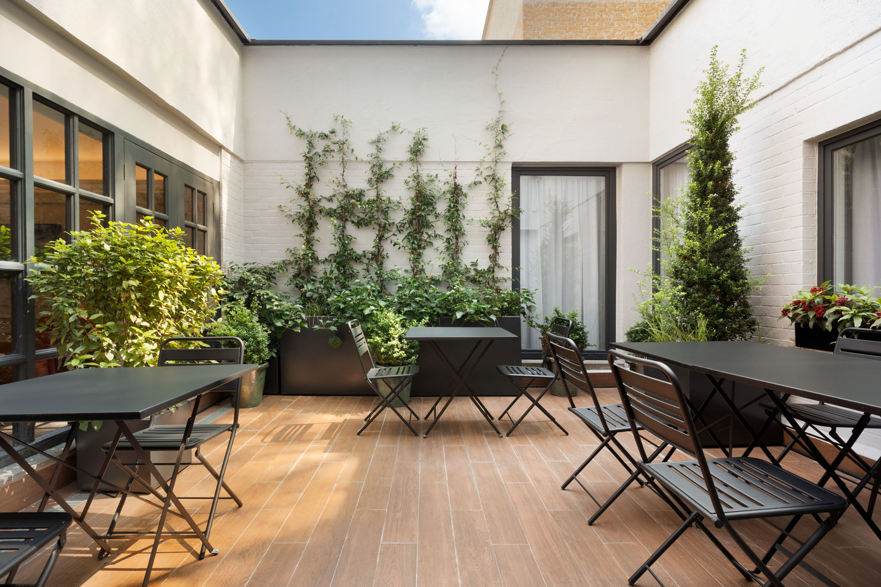 Courtyard at Hotel Avenue Louise Brussels Trademark Collection by Wyndham in Brussels, Other than US/Canada