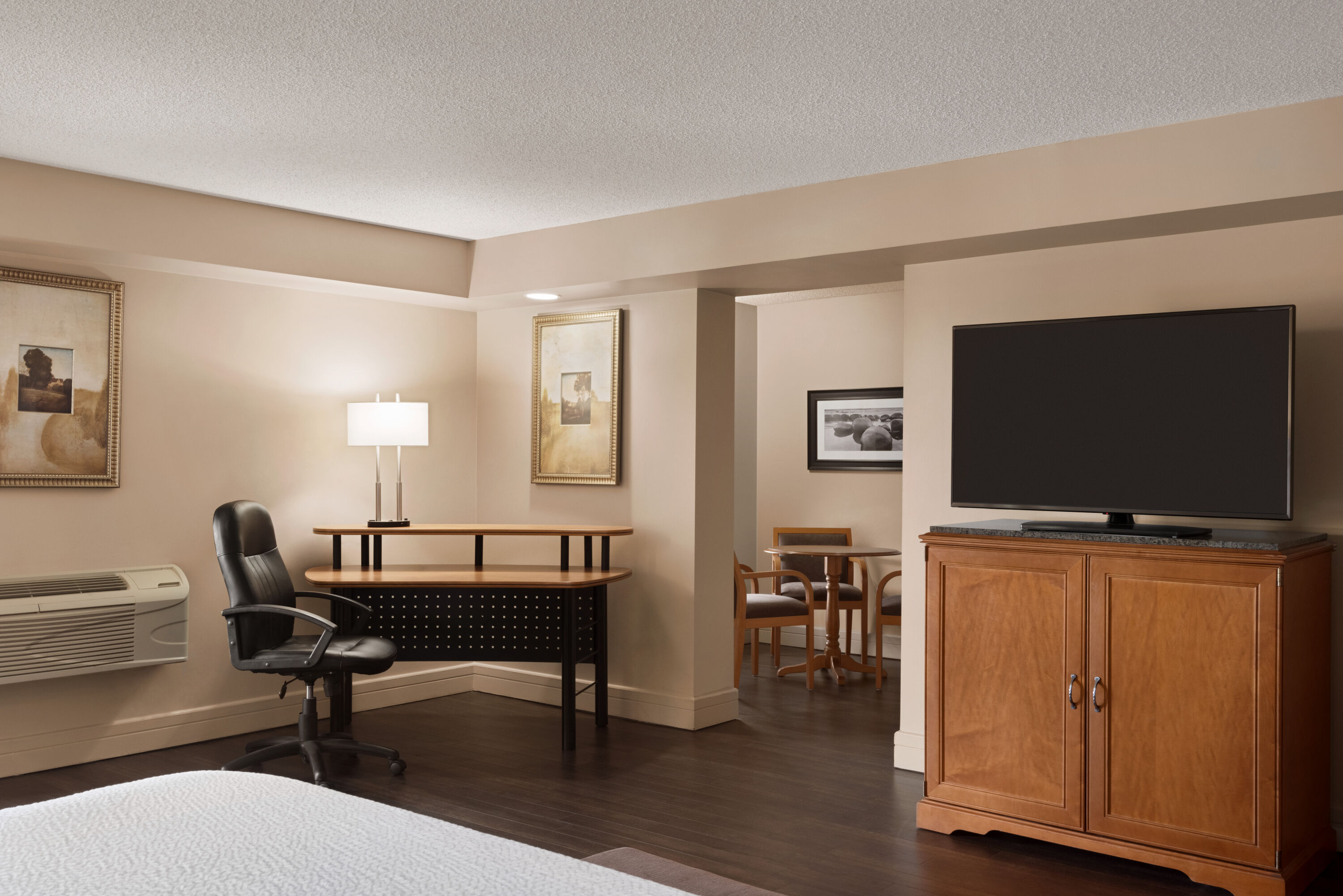 Guest room at the Royal Hotel West Edmonton, Trademark Collection by Wyndham in Edmonton, Alberta