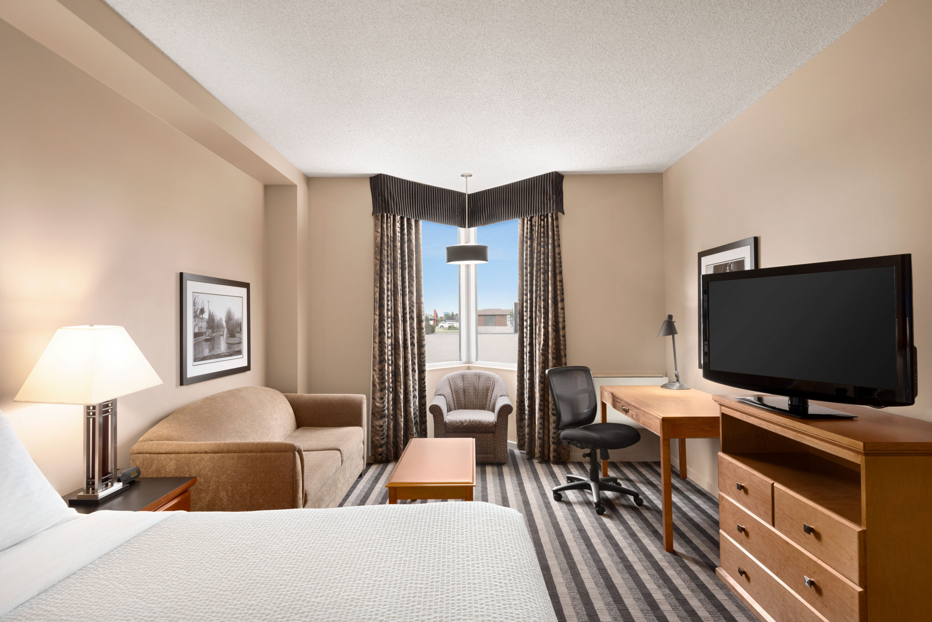 Guest room at the Royal Hotel West Edmonton, Trademark Collection by Wyndham in Edmonton, Alberta