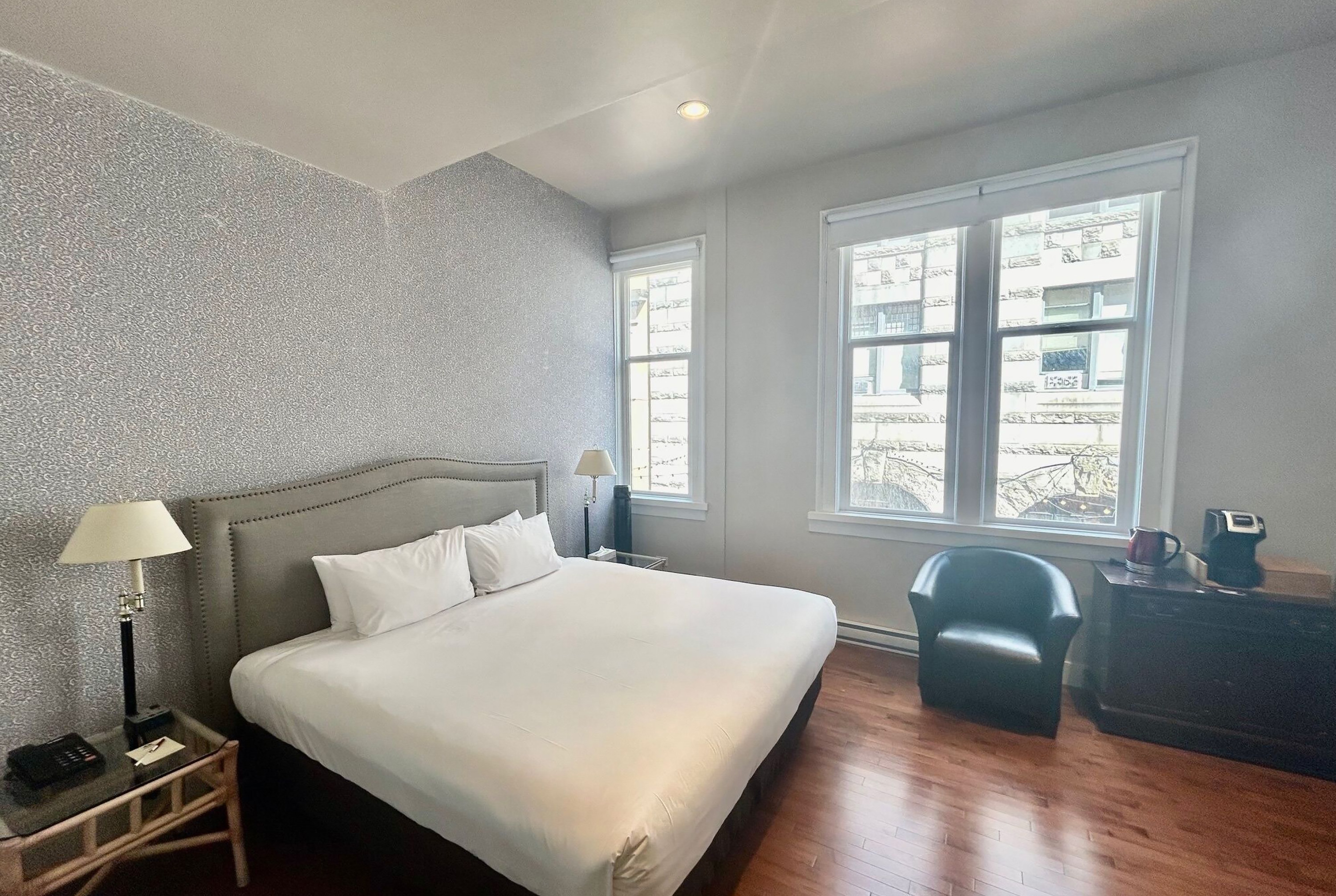 Guest room at the Bedford Regency Hotel, Trademark Collection by Wyndham in Victoria, British Columbia