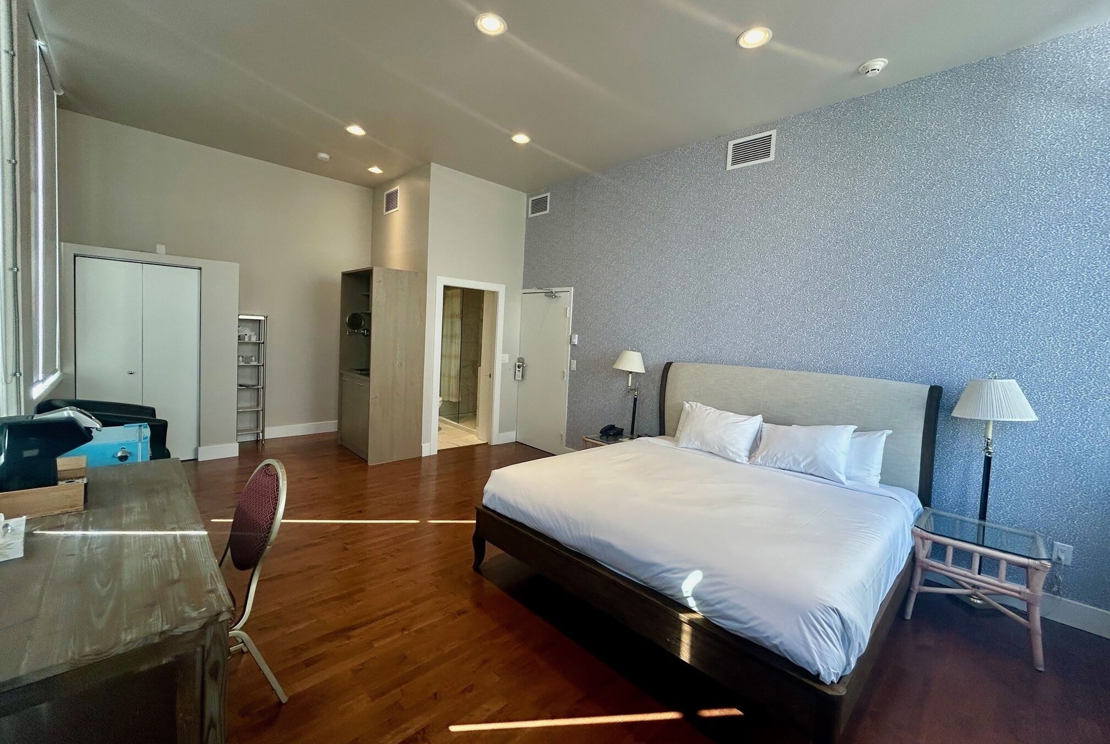 Guest room at the Bedford Regency Hotel, Trademark Collection by Wyndham in Victoria, British Columbia
