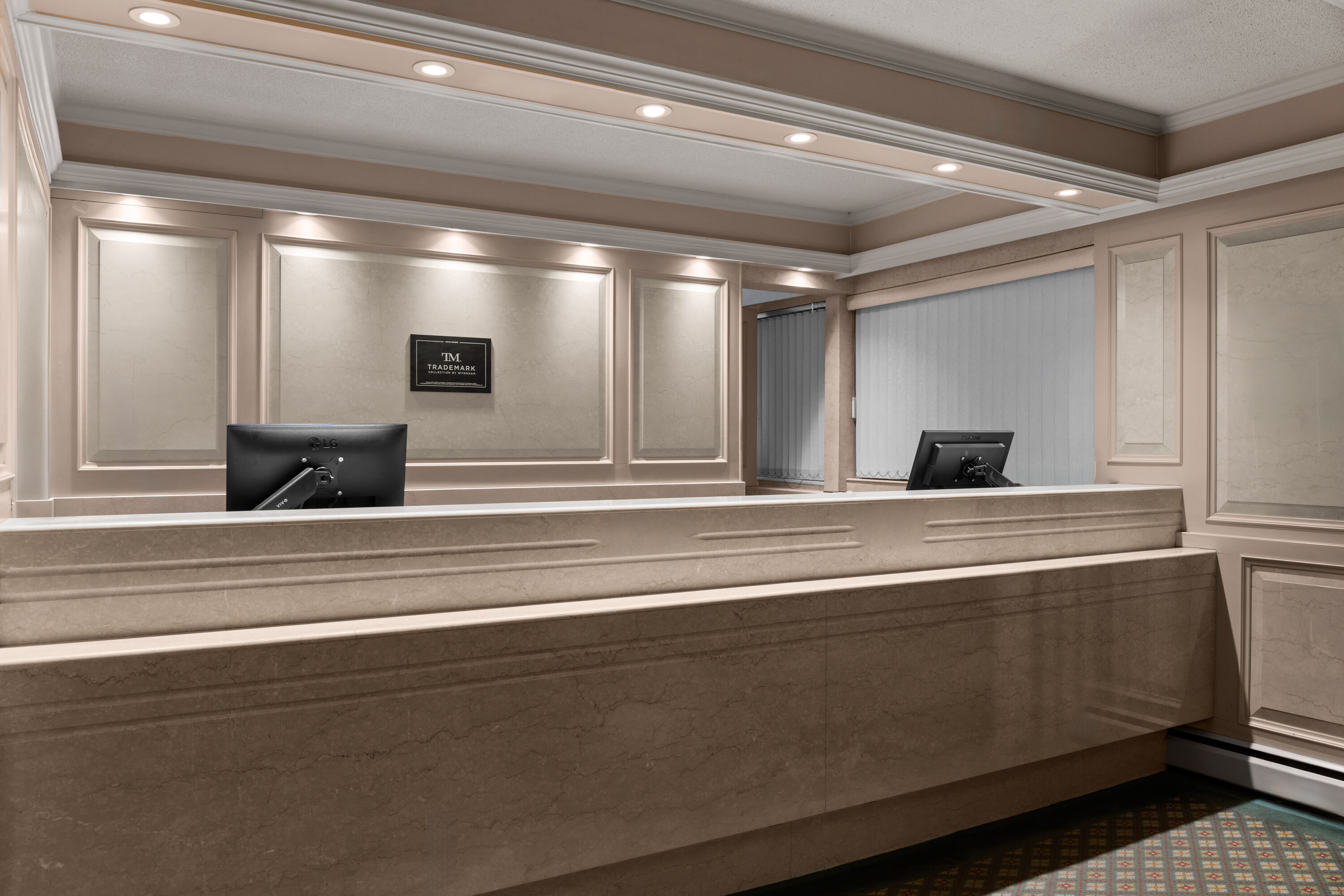 Royal Scot Hotel & Suites, Trademark Collection by Wyndham reception in Victoria, British Columbia