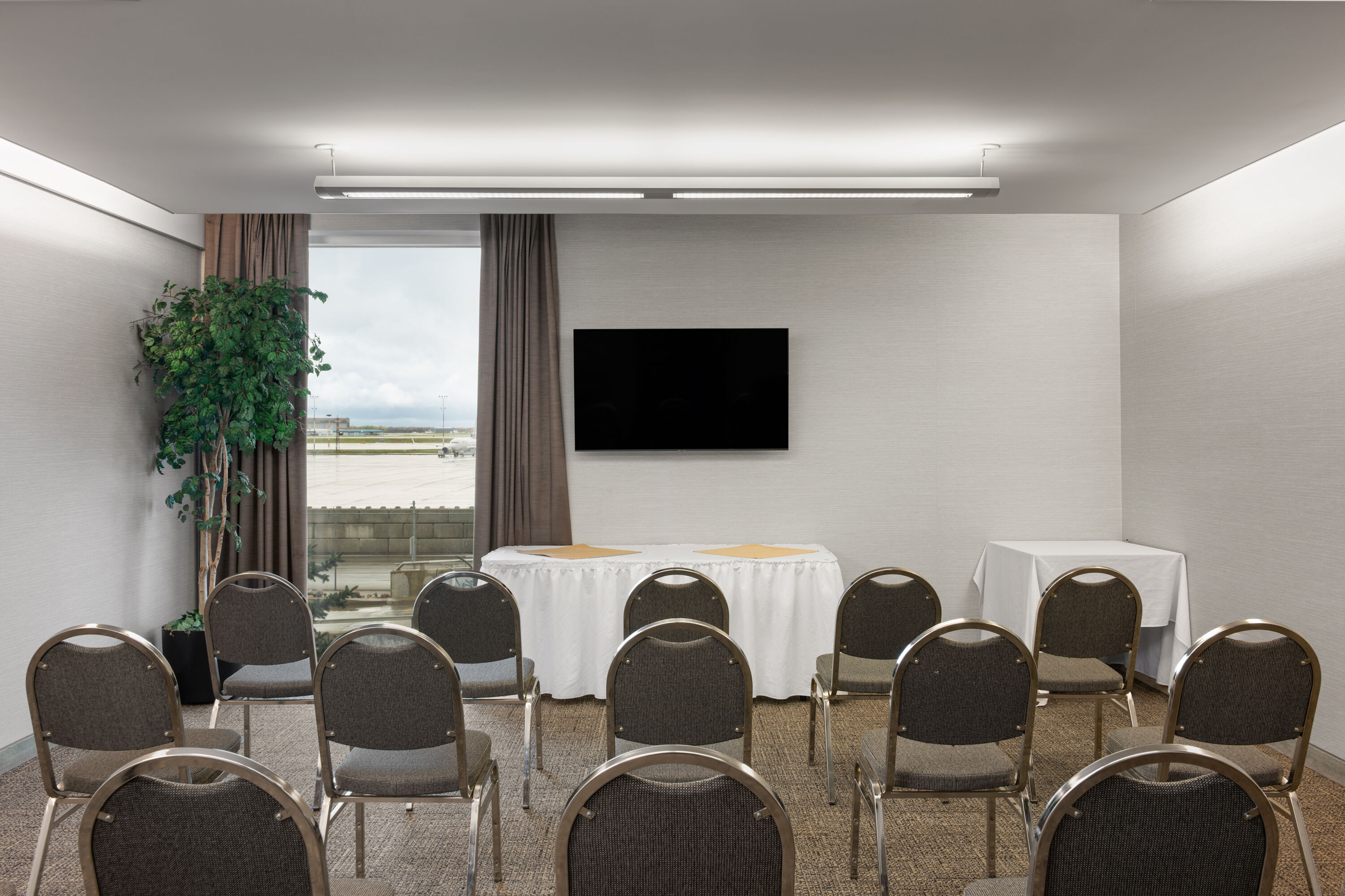 Meeting room at Lakeview Signature, Trademark Collection by Wyndham in Winnipeg, Manitoba