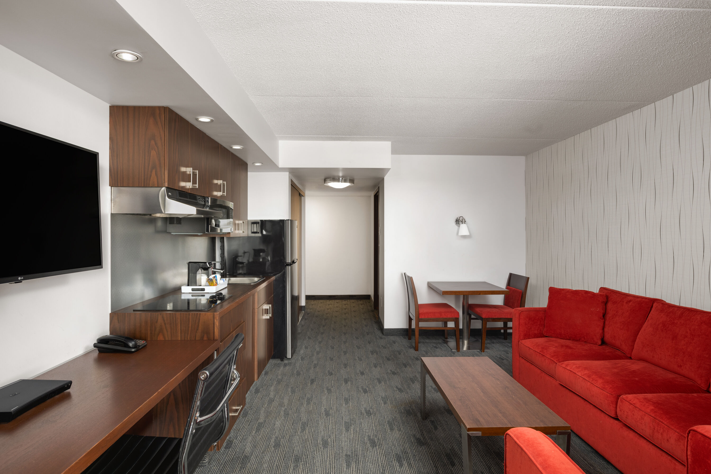 Lakeview Signature, Trademark Collection by Wyndham suite in Winnipeg, Manitoba