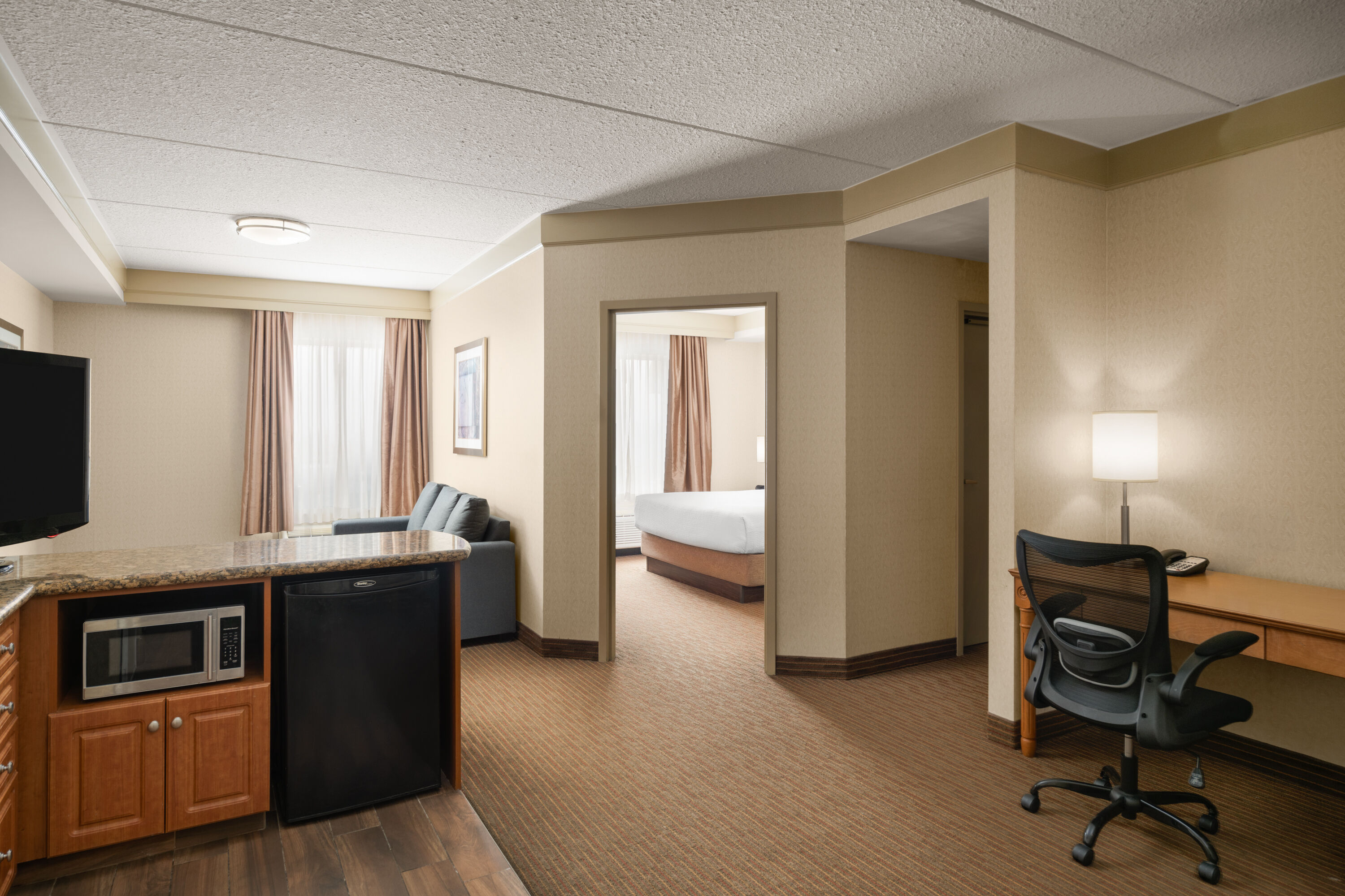 Waterloo Suites Hotel, Trademark Collection by Wyndham suite in Waterloo, Ontario