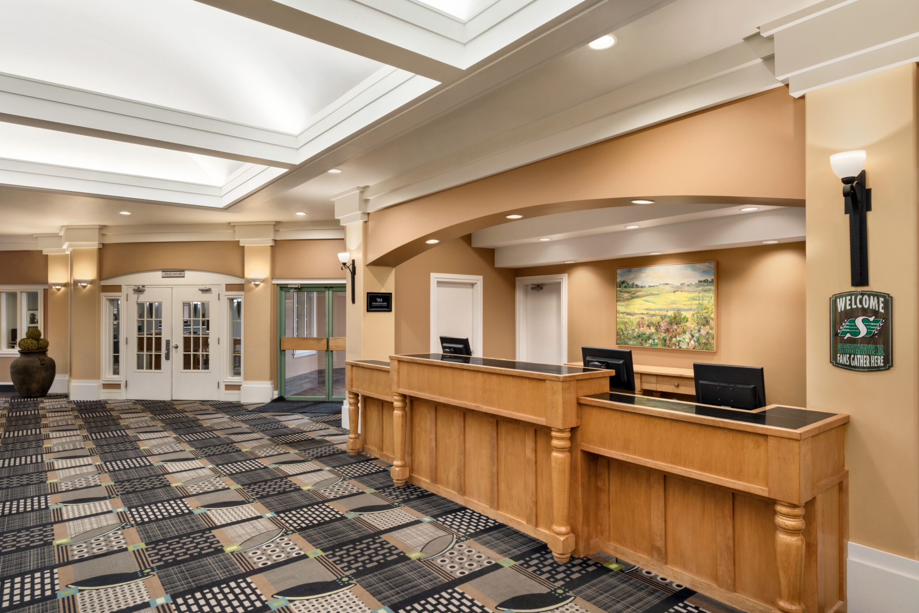 Royal Hotel Regina Trademark Collection By Wyndham Regina Sk Hotels