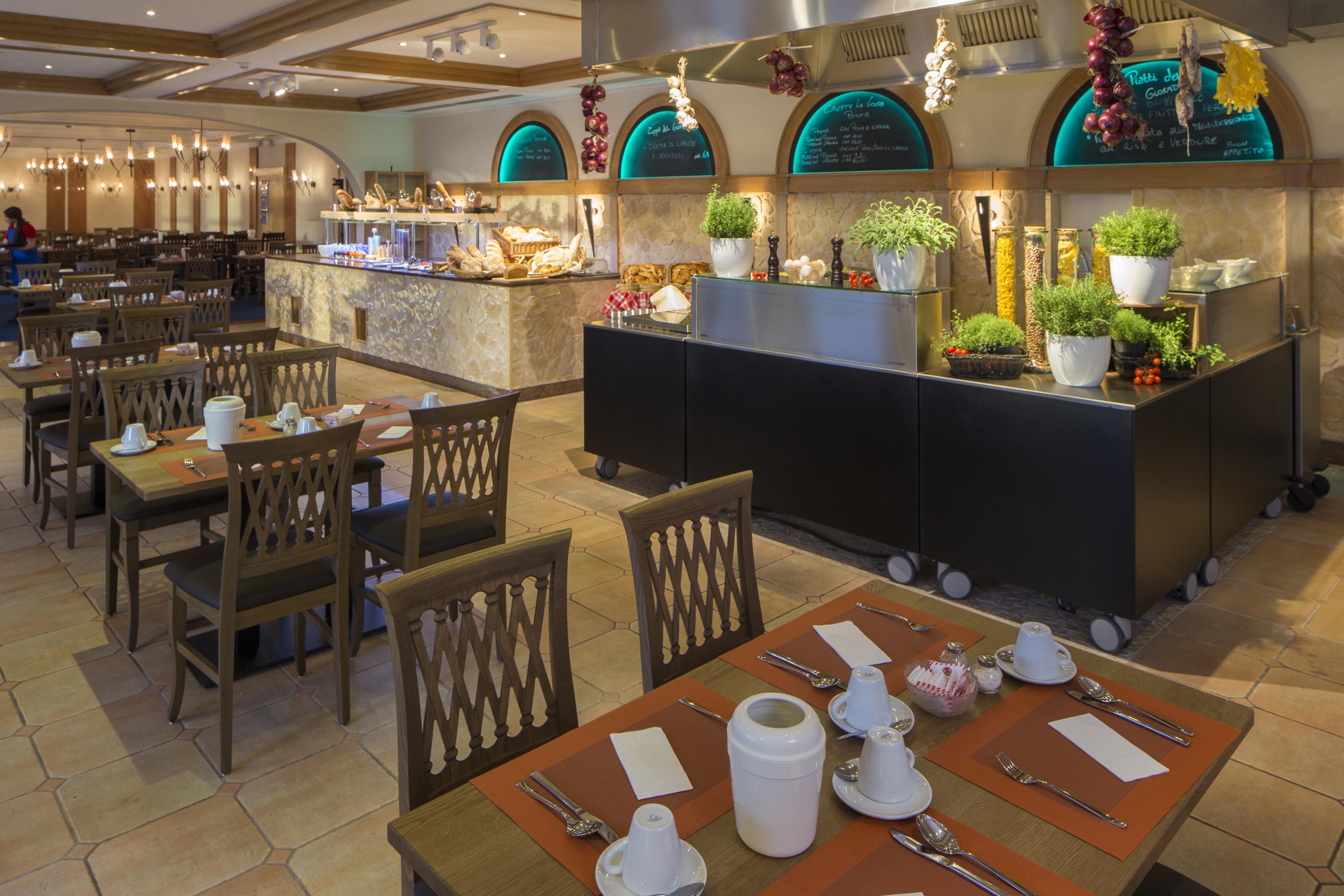 H4 Hotel Arcadia Locarno restaurant in Locarno, Other than US/Canada