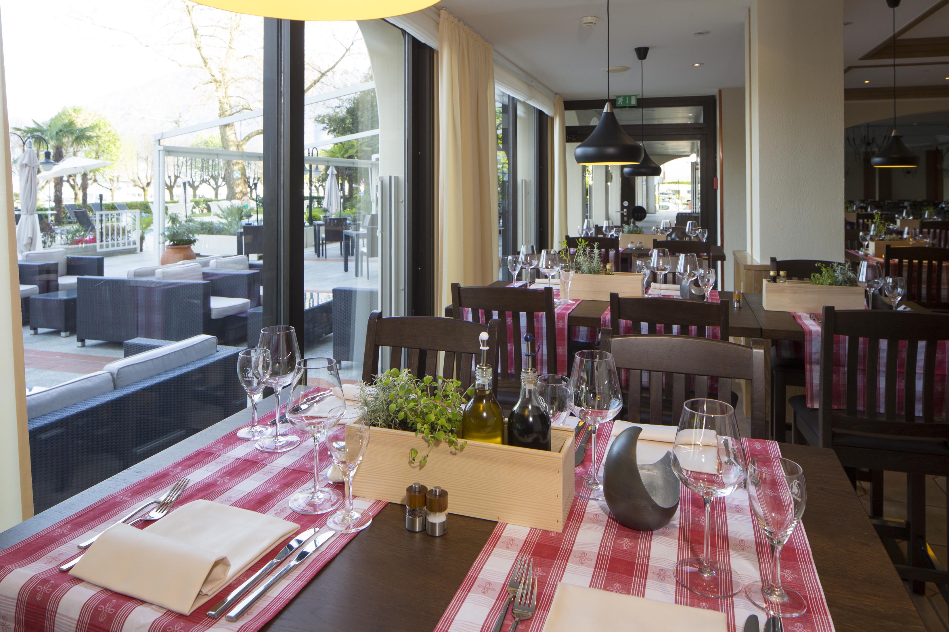 H4 Hotel Arcadia Locarno restaurant in Locarno, Other than US/Canada