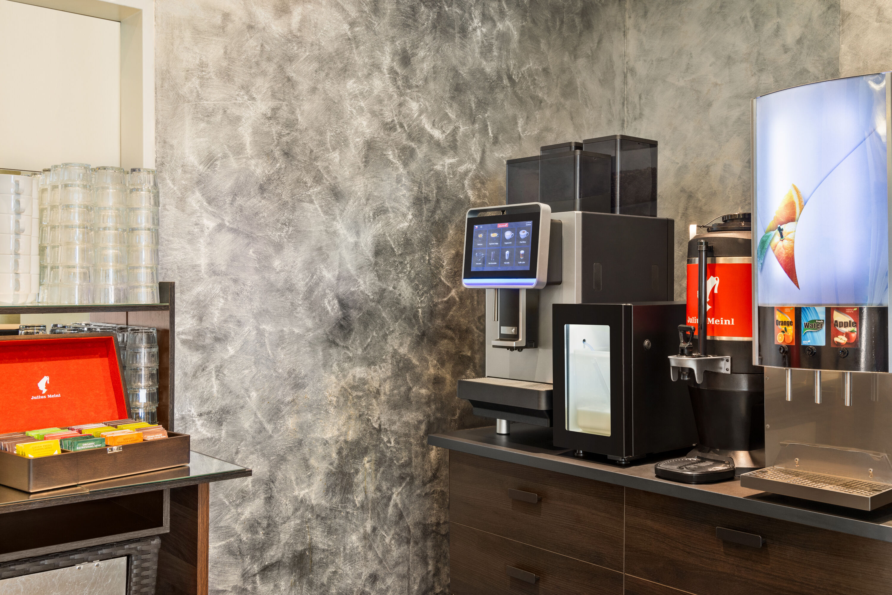 Amedia Express Prag, Trademark Collection by Wyndham restaurant in Prague, Other than US/Canada