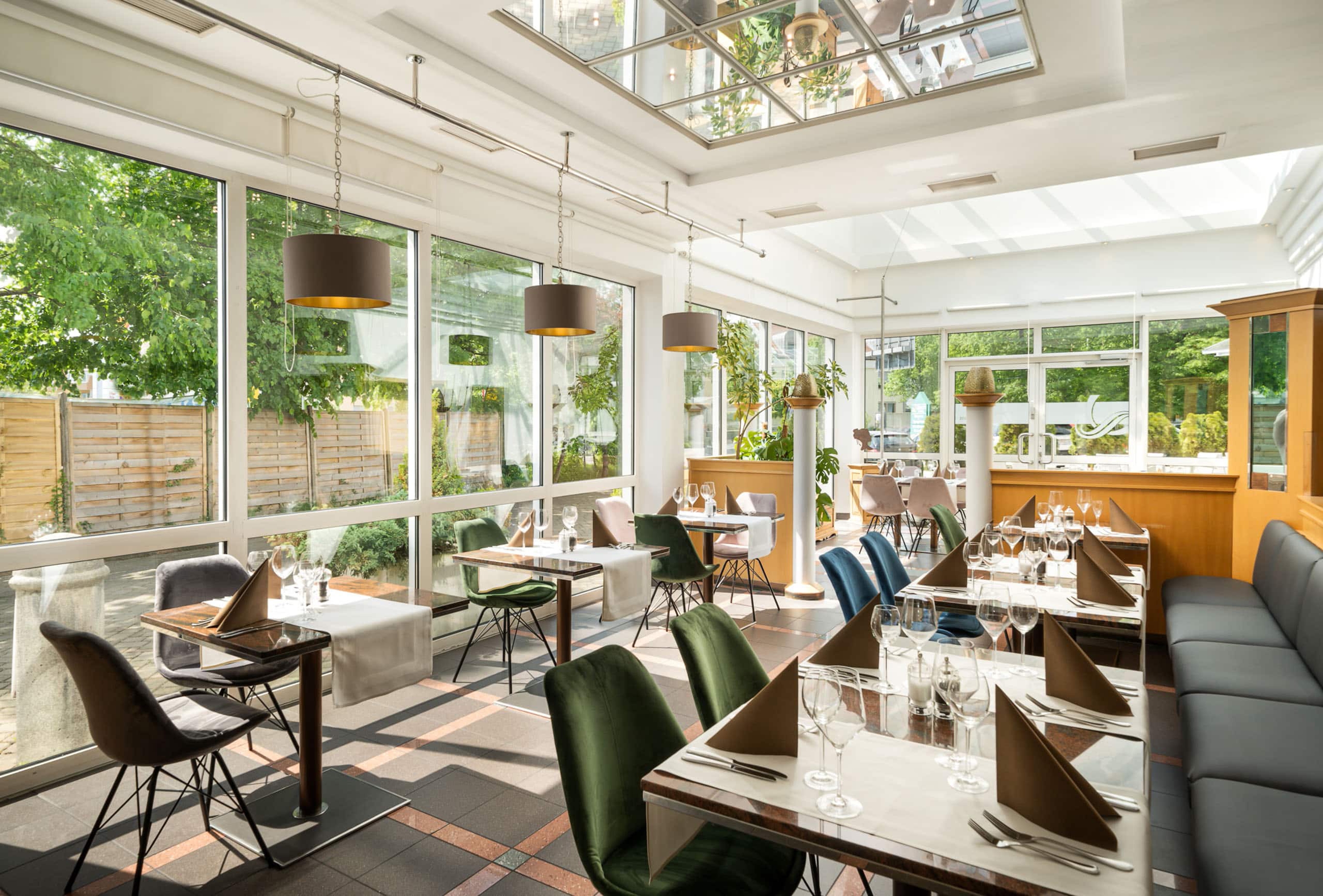 QU Hotel, Trademark Collection by Wyndham restaurant in Augsburg, Other than US/Canada