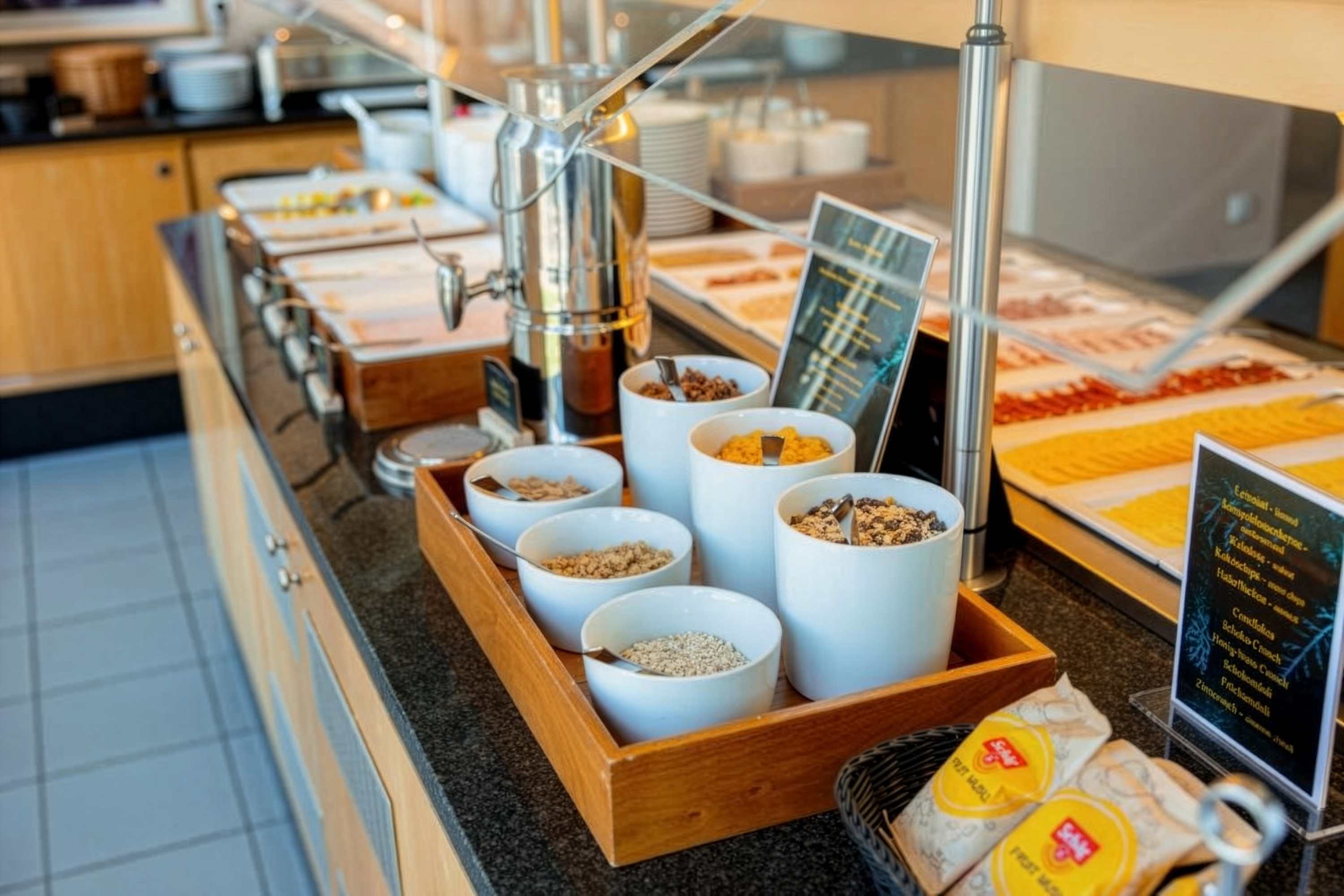 Rugs Hotel Augsburg, Trademark Collection by Wyndham restaurant buffet in Augsburg, Other than US/Canada