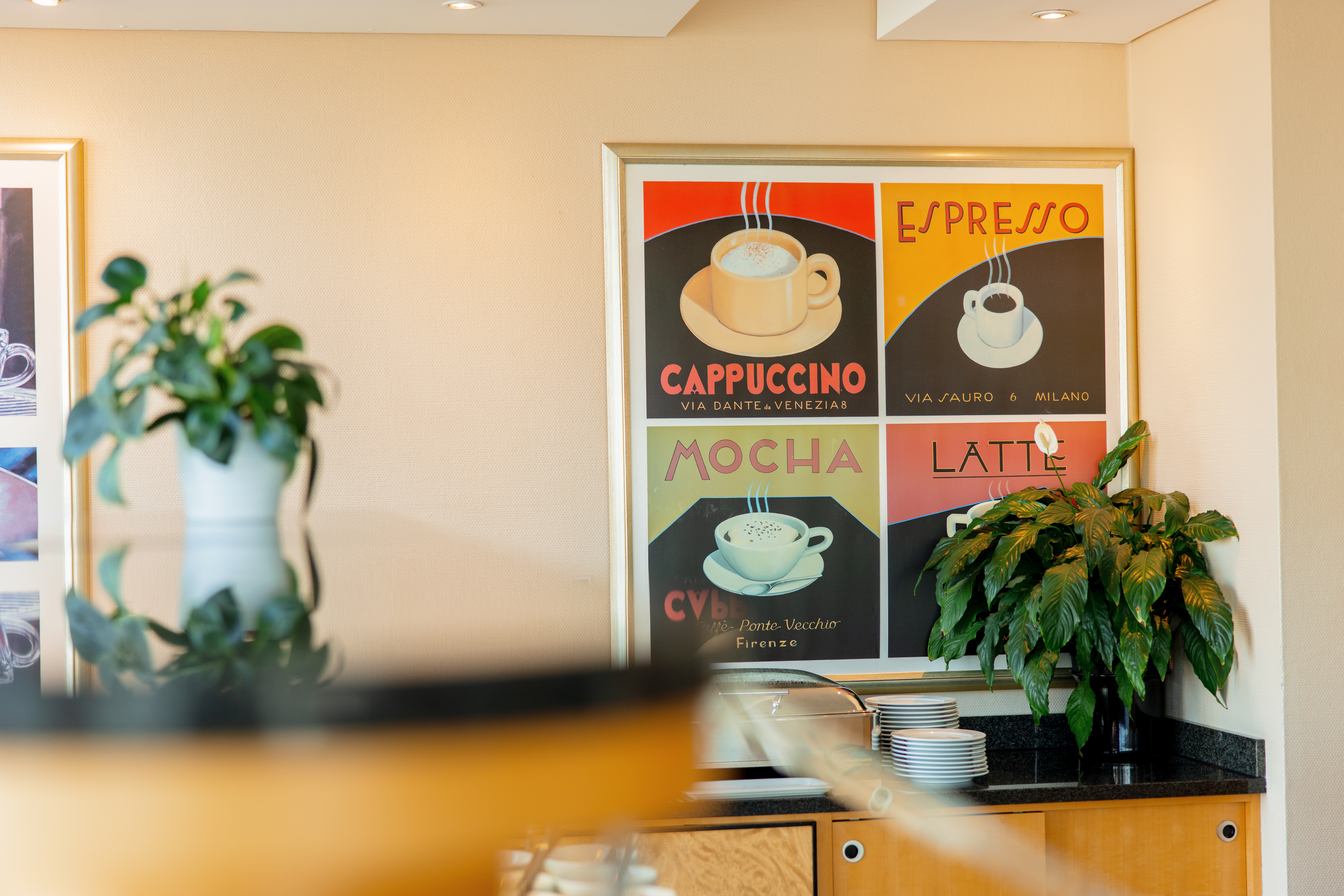 Rugs Hotel Augsburg, Trademark Collection by Wyndham restaurant in Augsburg, Other than US/Canada