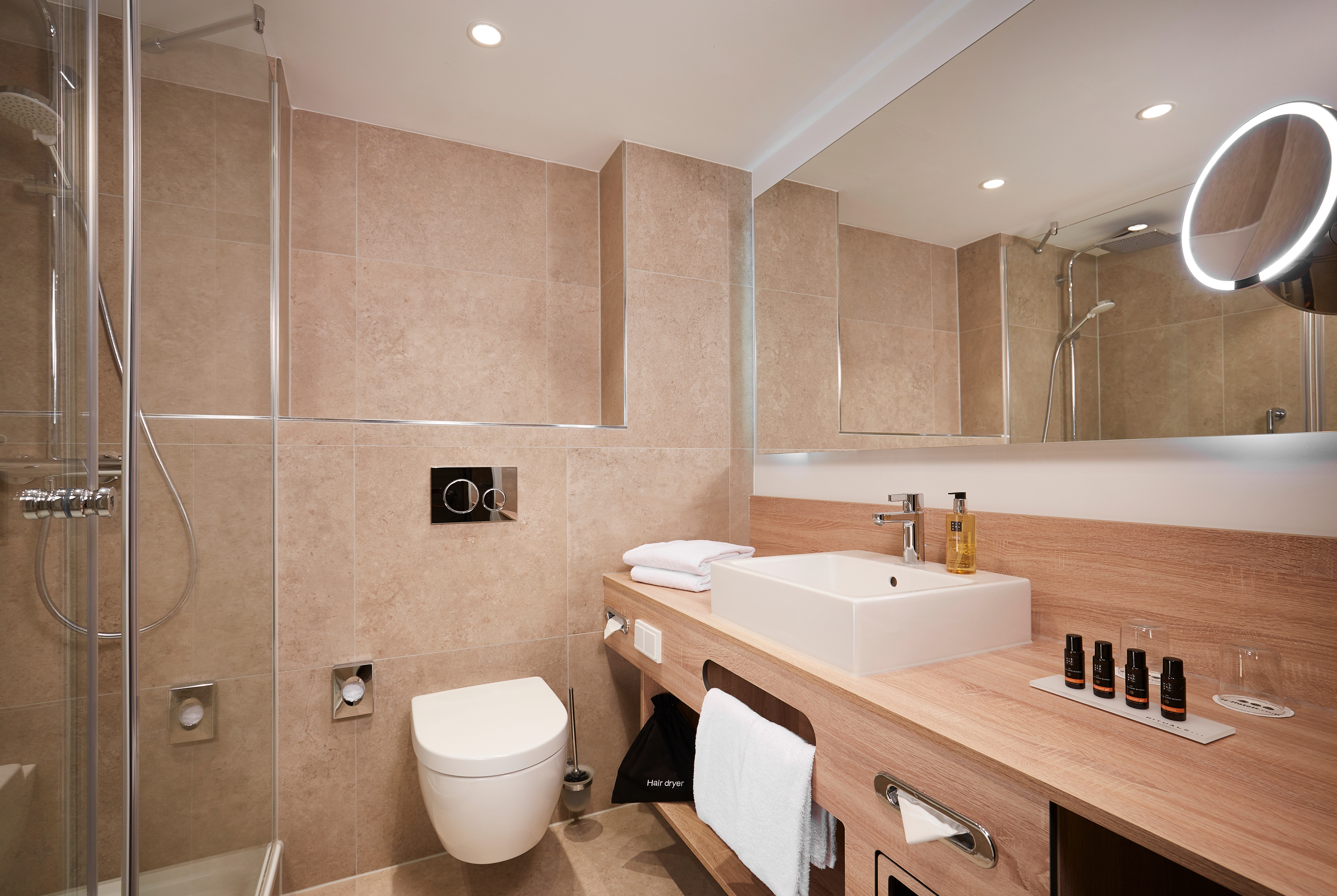 Guest room bath at the Hyperion Hotel Berlin in Berlin, Other than US/Canada