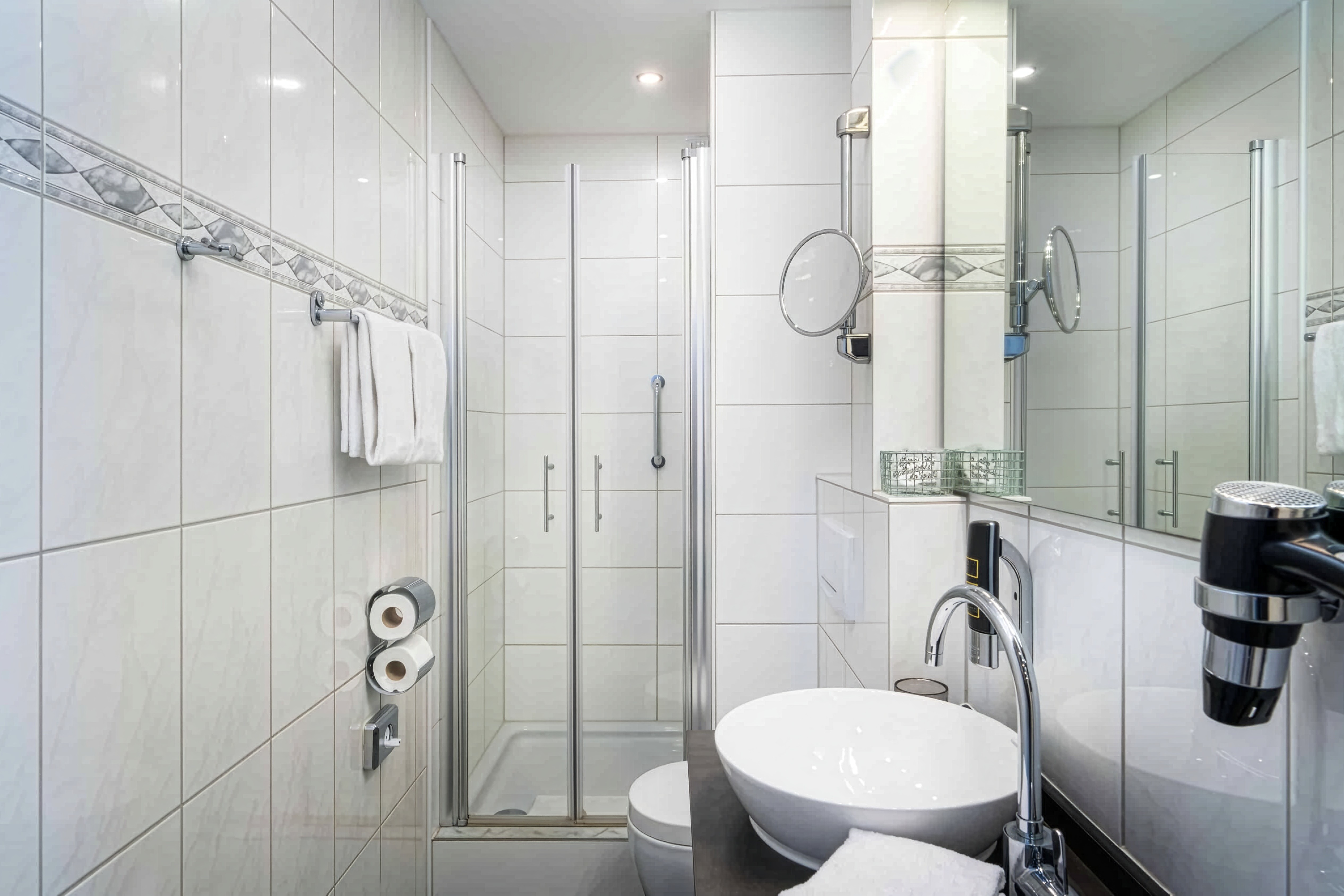 Guest room bath at the Arthotel ANA Liberty, Trademark Collection by Wyndham in Breman, Other than US/Canada