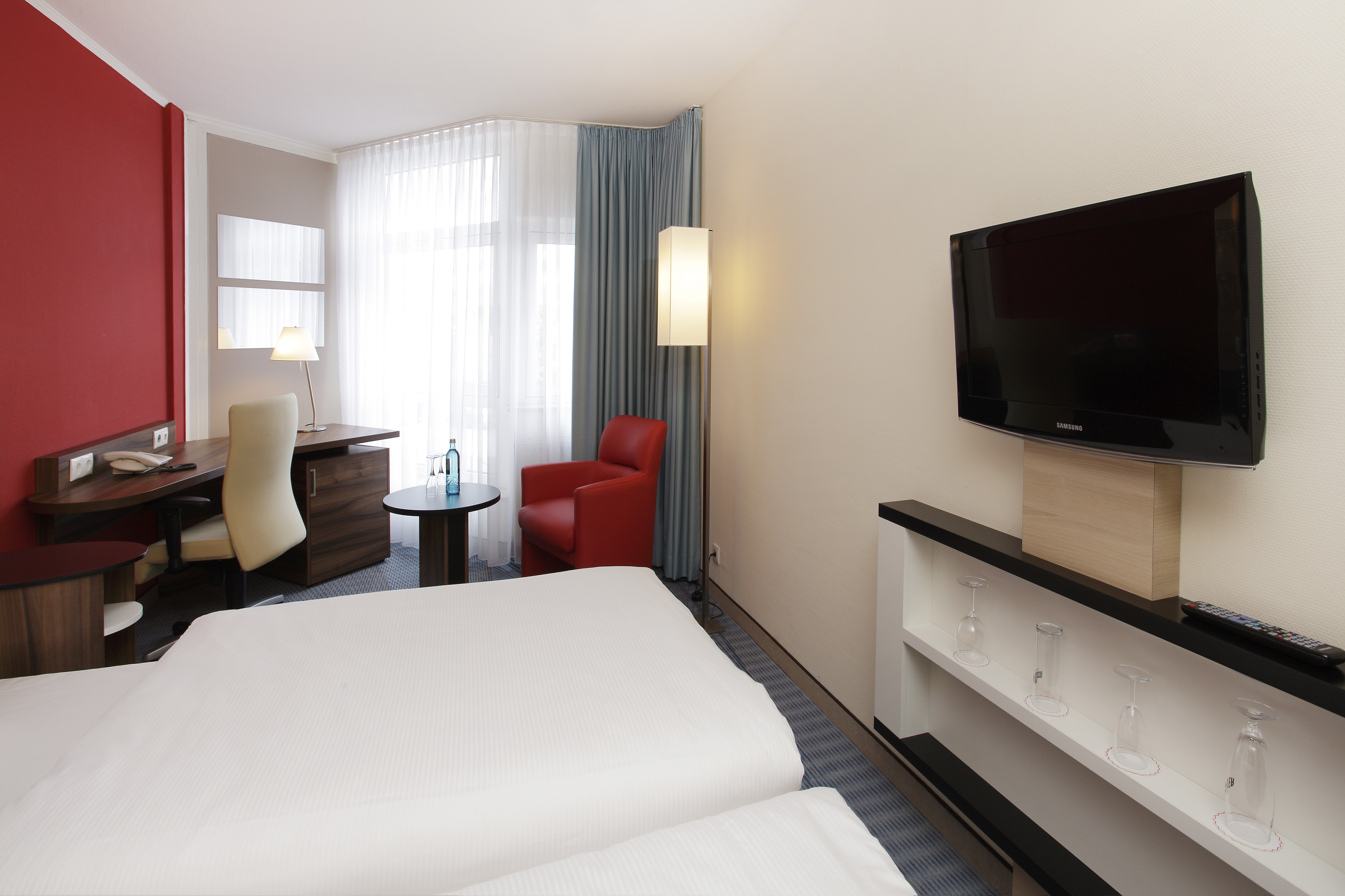 h-hotel-koln-bruhl-bruehl-koeln-de-hotels