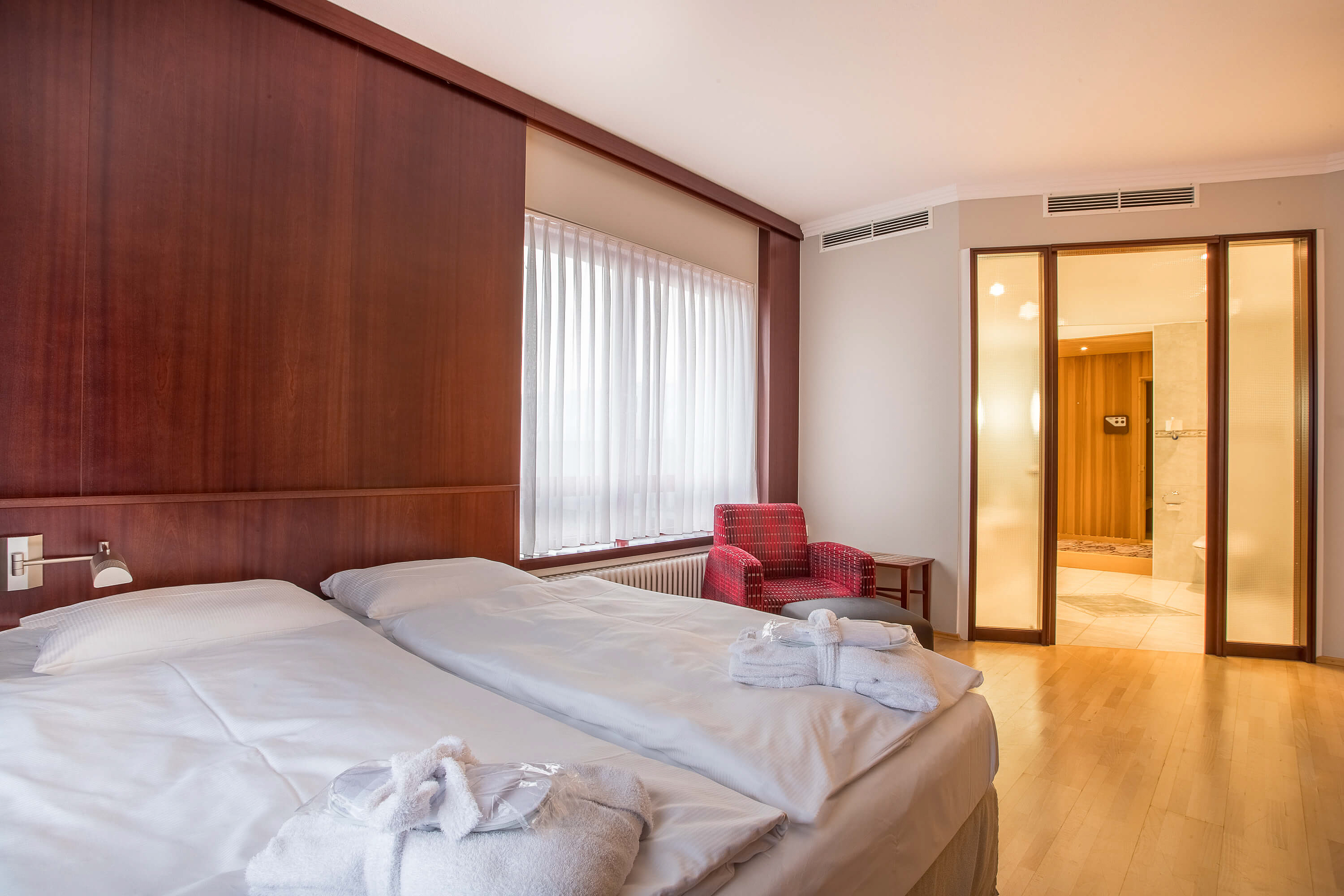 elaya hotel frankfurt oberursel, Trademark Collection suite in Frankfurt Oberursel, Other than US/Canada