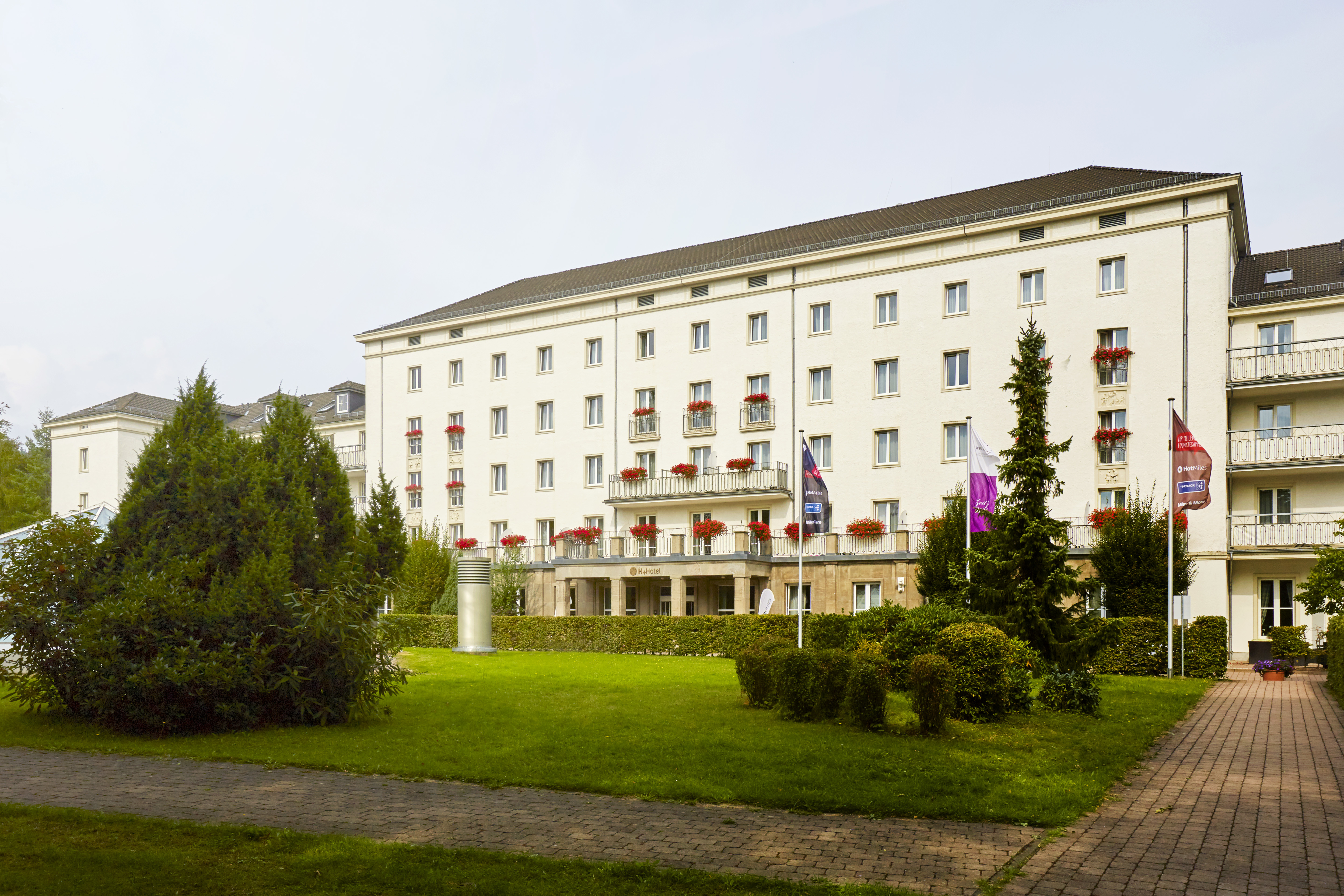 Exterior Day Image of H+ Hotel & SPA Friedrichroda hotel in Friedrichroda, Other than US/Canada