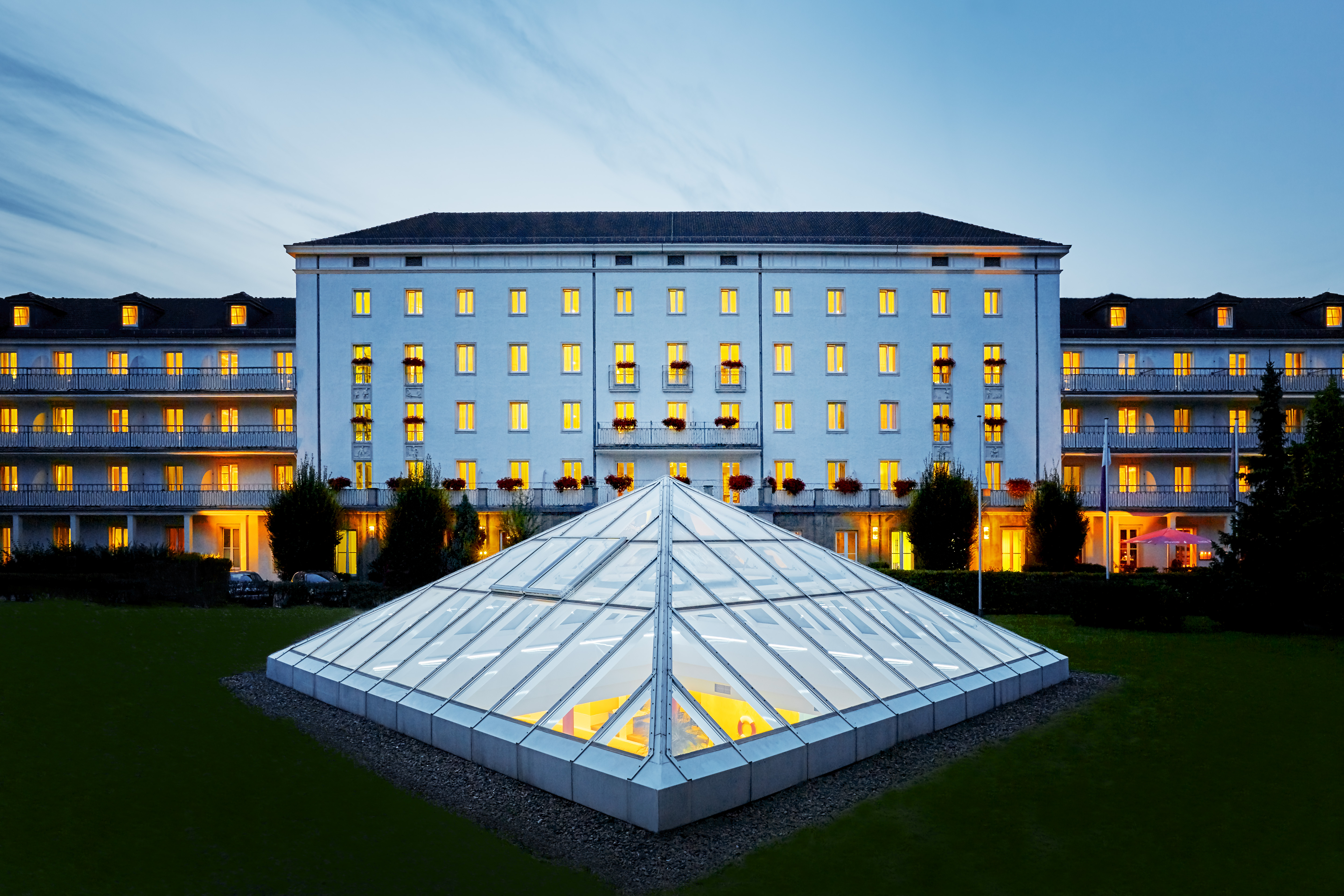 Exterior Dusk Image of H+ Hotel & SPA Friedrichroda hotel in Friedrichroda, Other than US/Canada