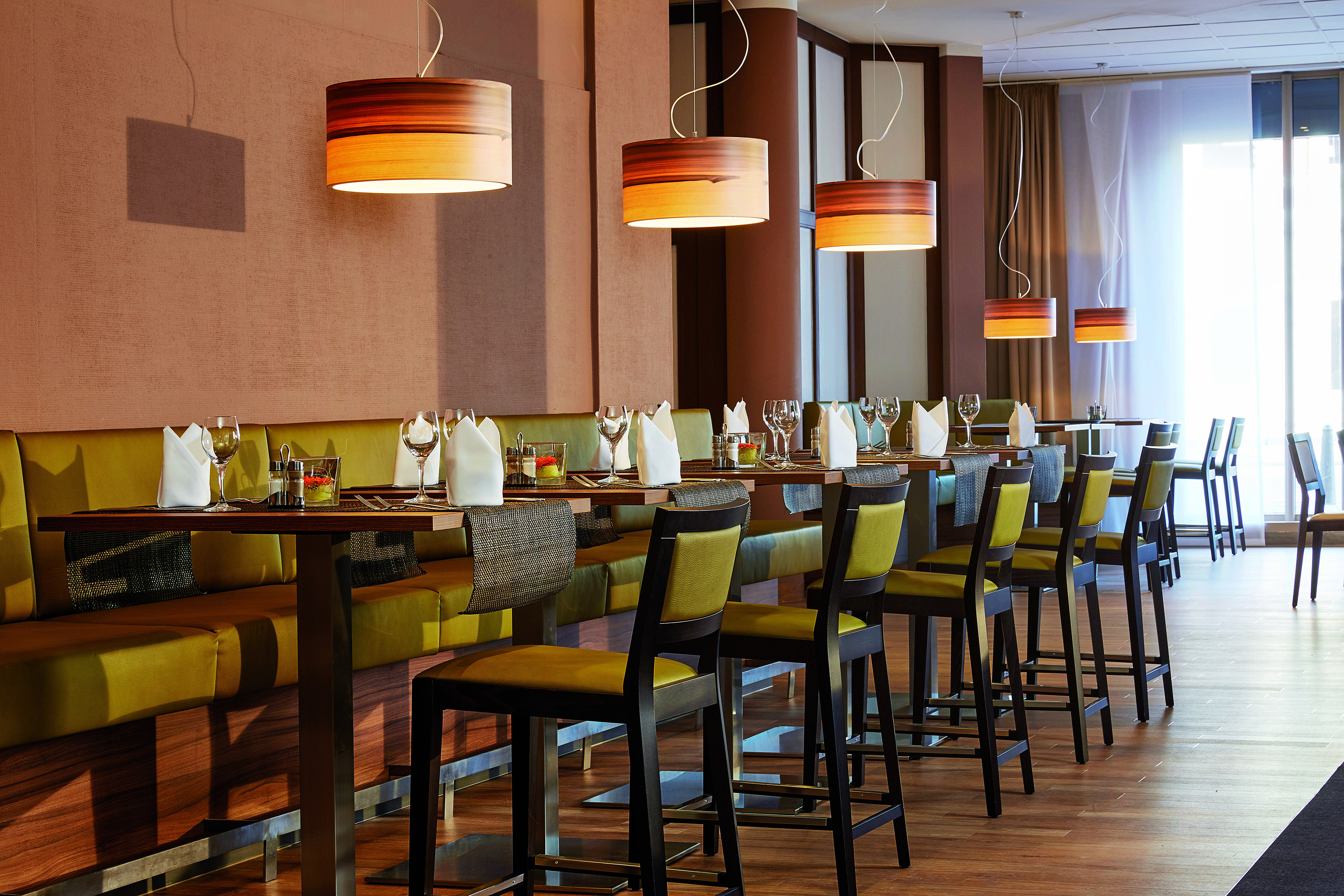 H4 Hamburg-Bergedorf restaurant in Hamburg, Other than US/Canada