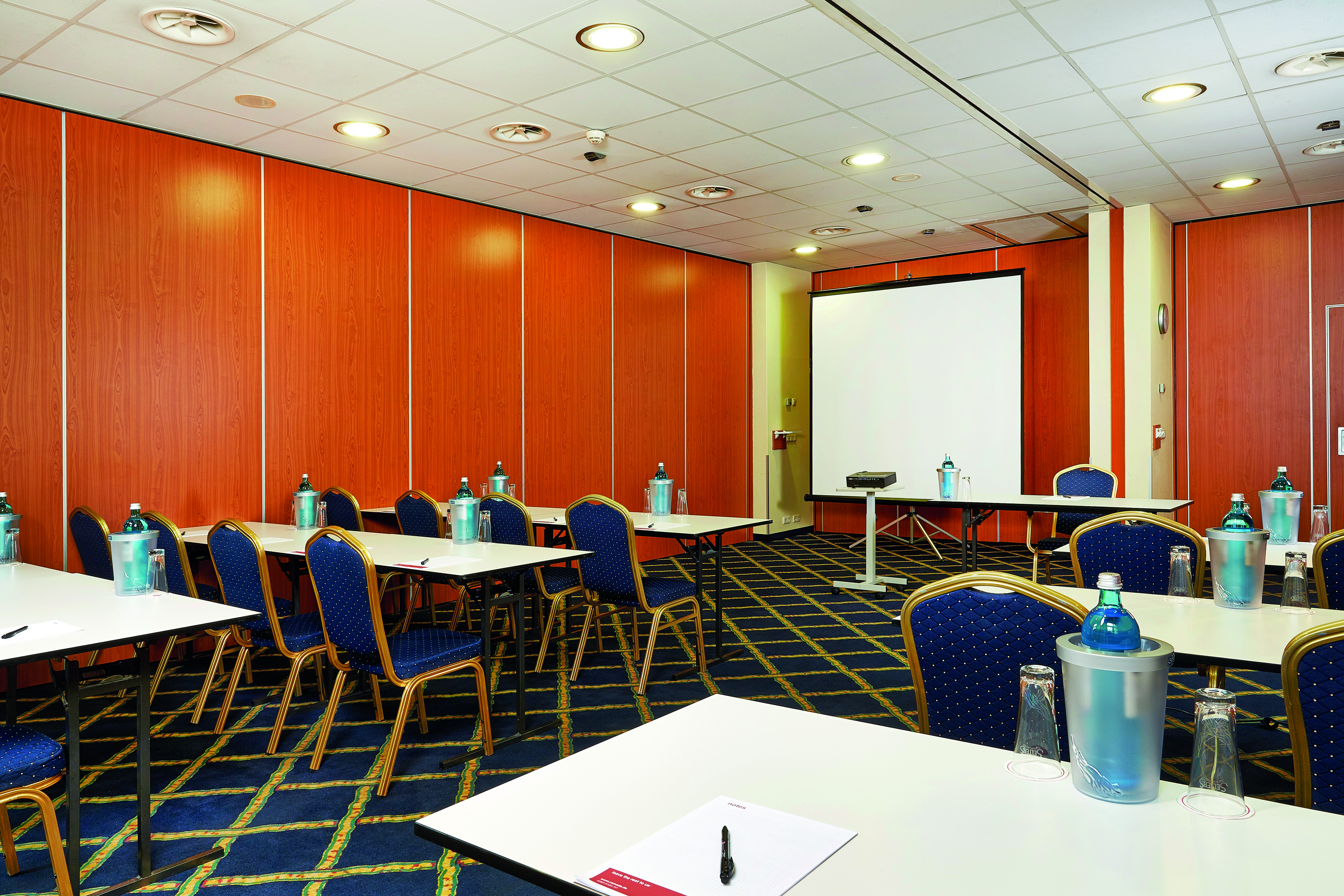 Meeting room at H+ Hotel Hannover in Hannover, Other than US/Canada